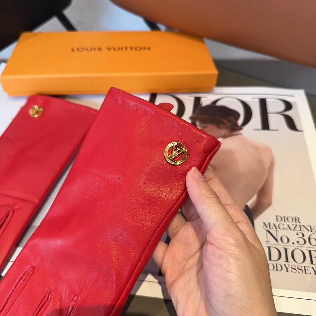 LOUIS VUITTON LV GLOVES IN CHERRY RED LAMBSKIN 463909