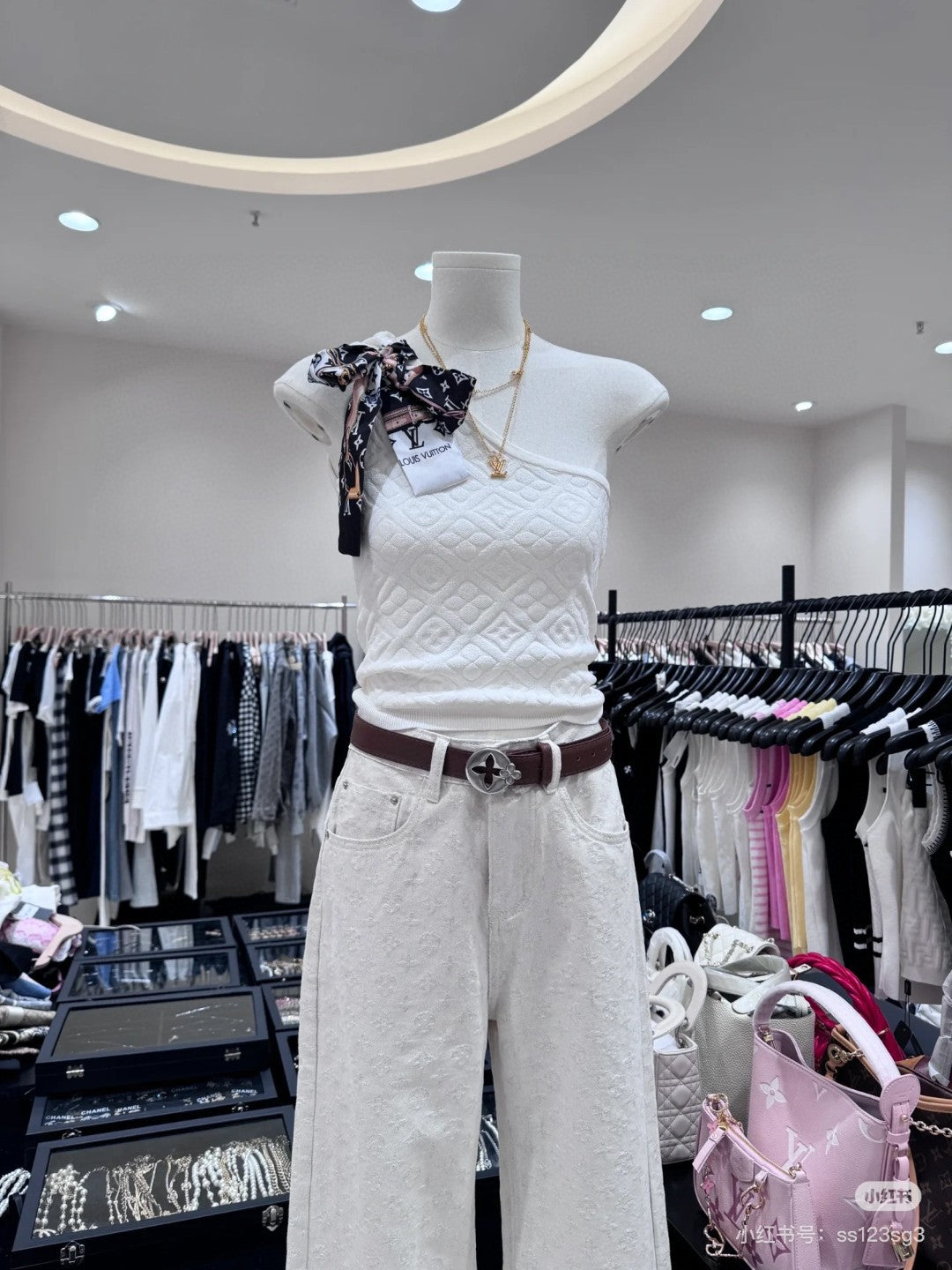 LOUIS VUITTON ONE SHOULDER TOP 612064 IN WHITE COTTON RIBBED