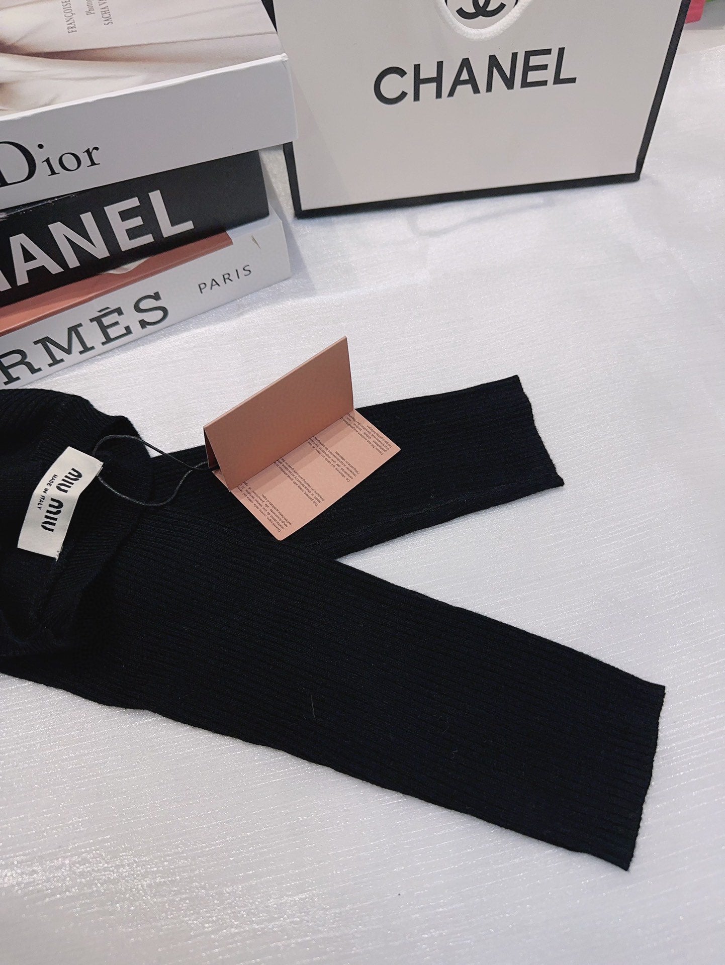 MIUMIU SWEATER STYLE 722