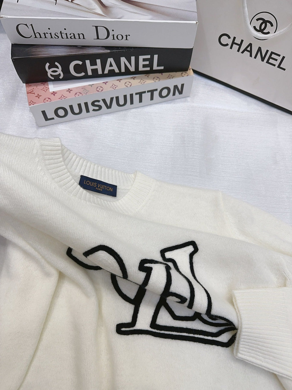 LOUIS VUITTON LV 25S SWEATER 0043
