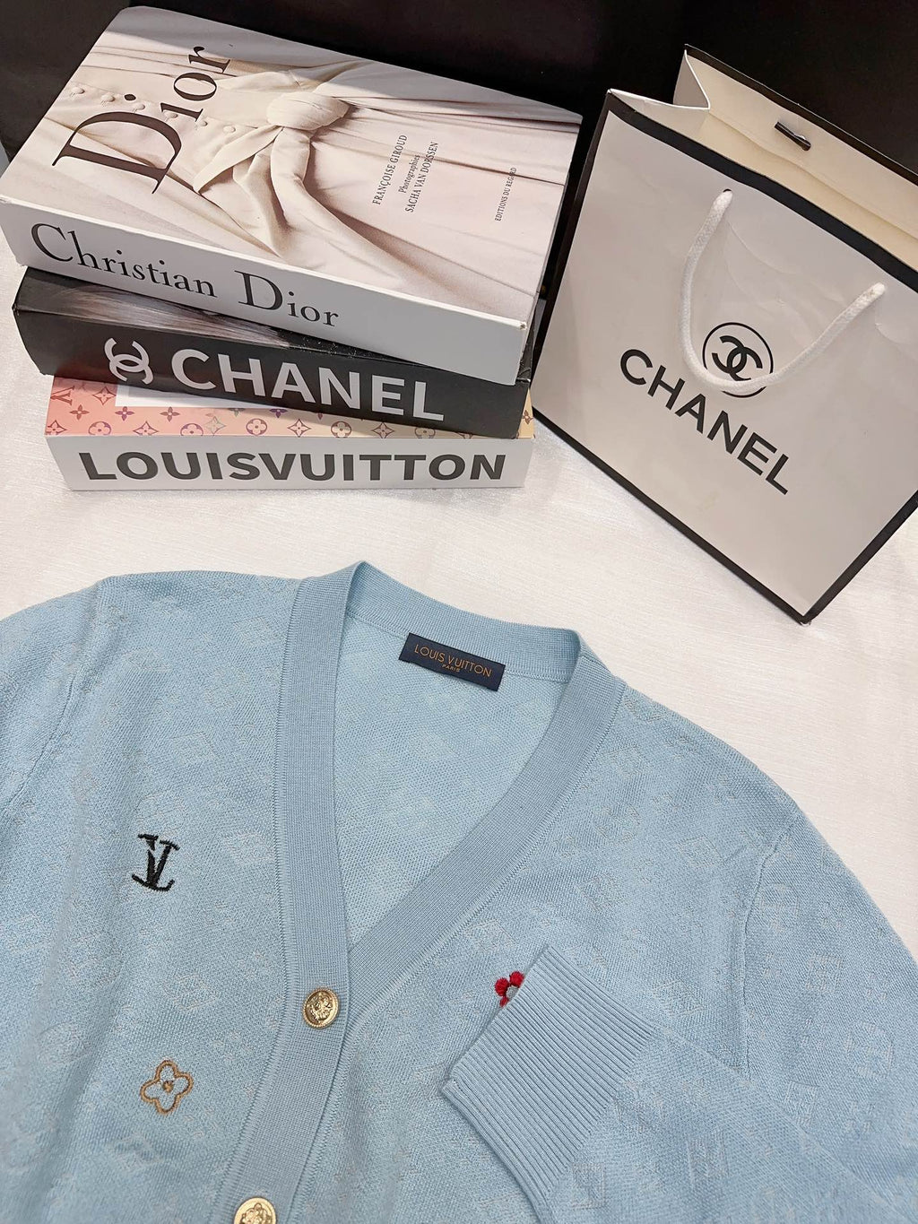 LOUIS VUITTON LV 25S CARDIGAN 0045