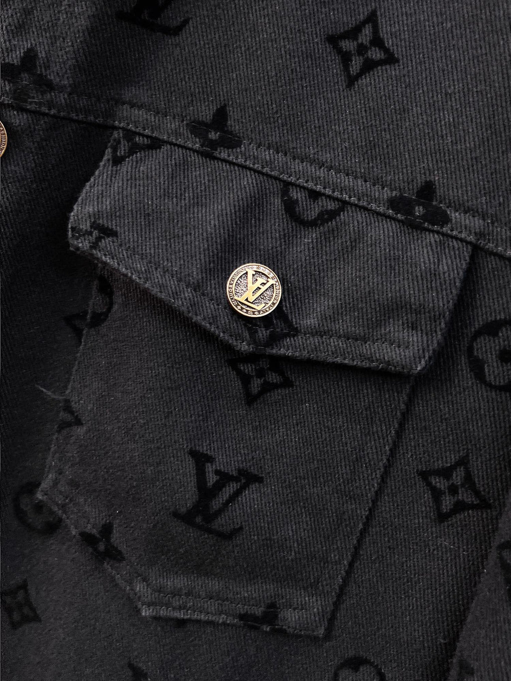 LOUIS VUITTON LV BLACK MONOGRAM DENIM JACKET 239525