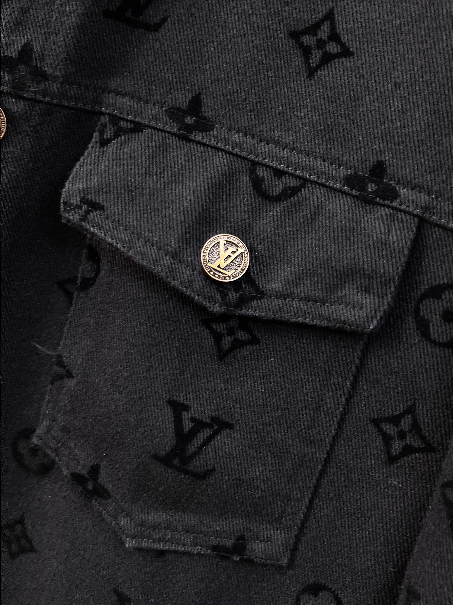 LOUIS VUITTON LV BLACK MONOGRAM DENIM JACKET 239525
