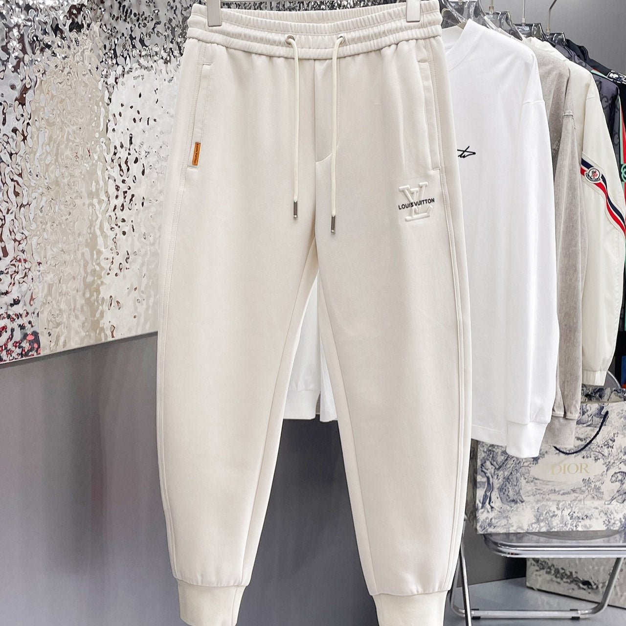 LOUIS VUITTON LV WHITE TROUSERS 239506