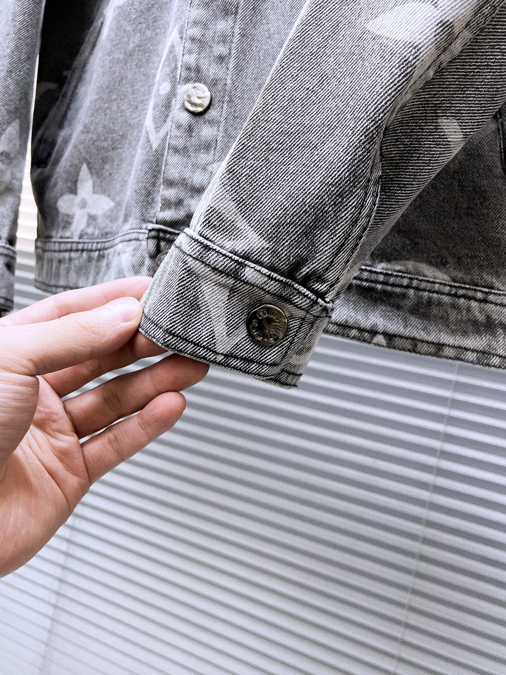 LOUIS VUITTON LV BASIC SHIRT JACKET IN GRAY MONOGRAM DENIM 239130