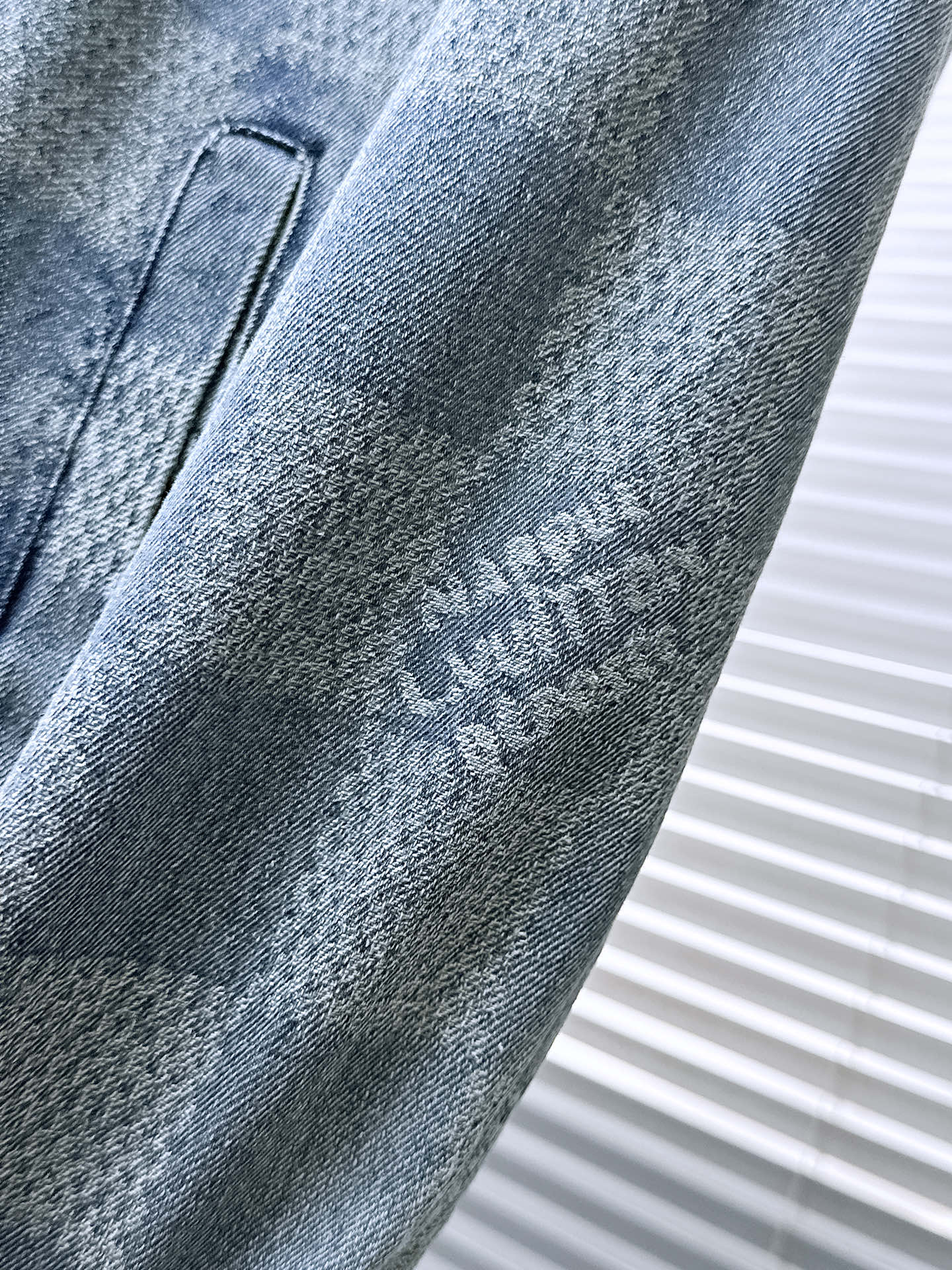LOUIS VUITTON LV SHIRT JACKET IN COUNTRY BLUE DAMIER DENIM 239122