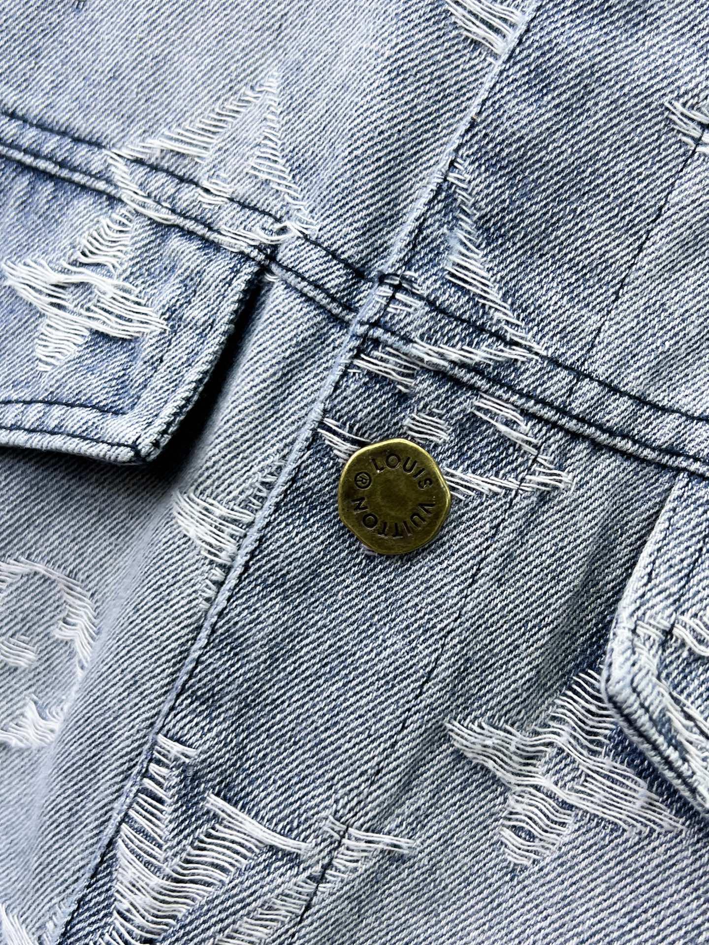 LOUIS VUITTON LV LIGHT BLUE MONOGRAM DENIM JACKET 239529