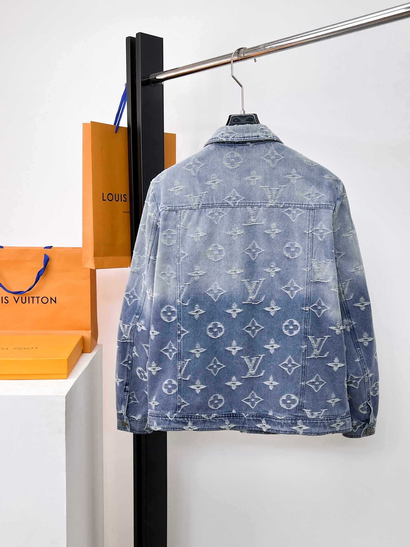 LOUIS VUITTON LV LIGHT BLUE MONOGRAM DENIM JACKET 239529