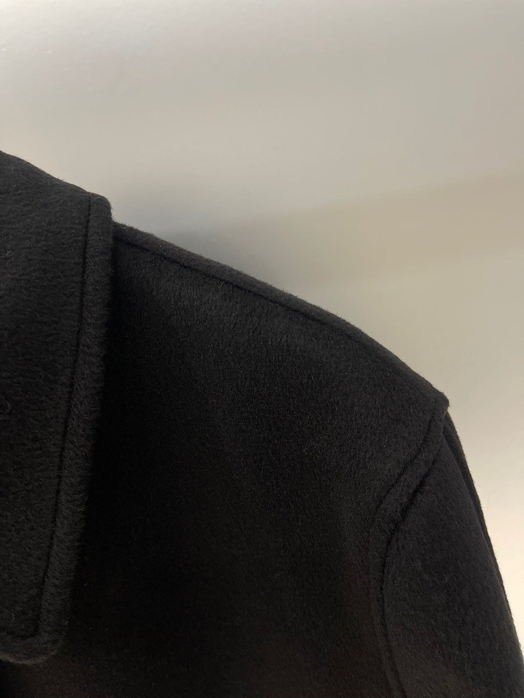 GUCCI LONG WOOL COAT STYLE 61