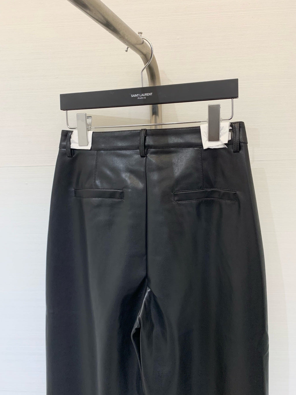 DIOR 25S LEATHER CROPPED PANTS 666