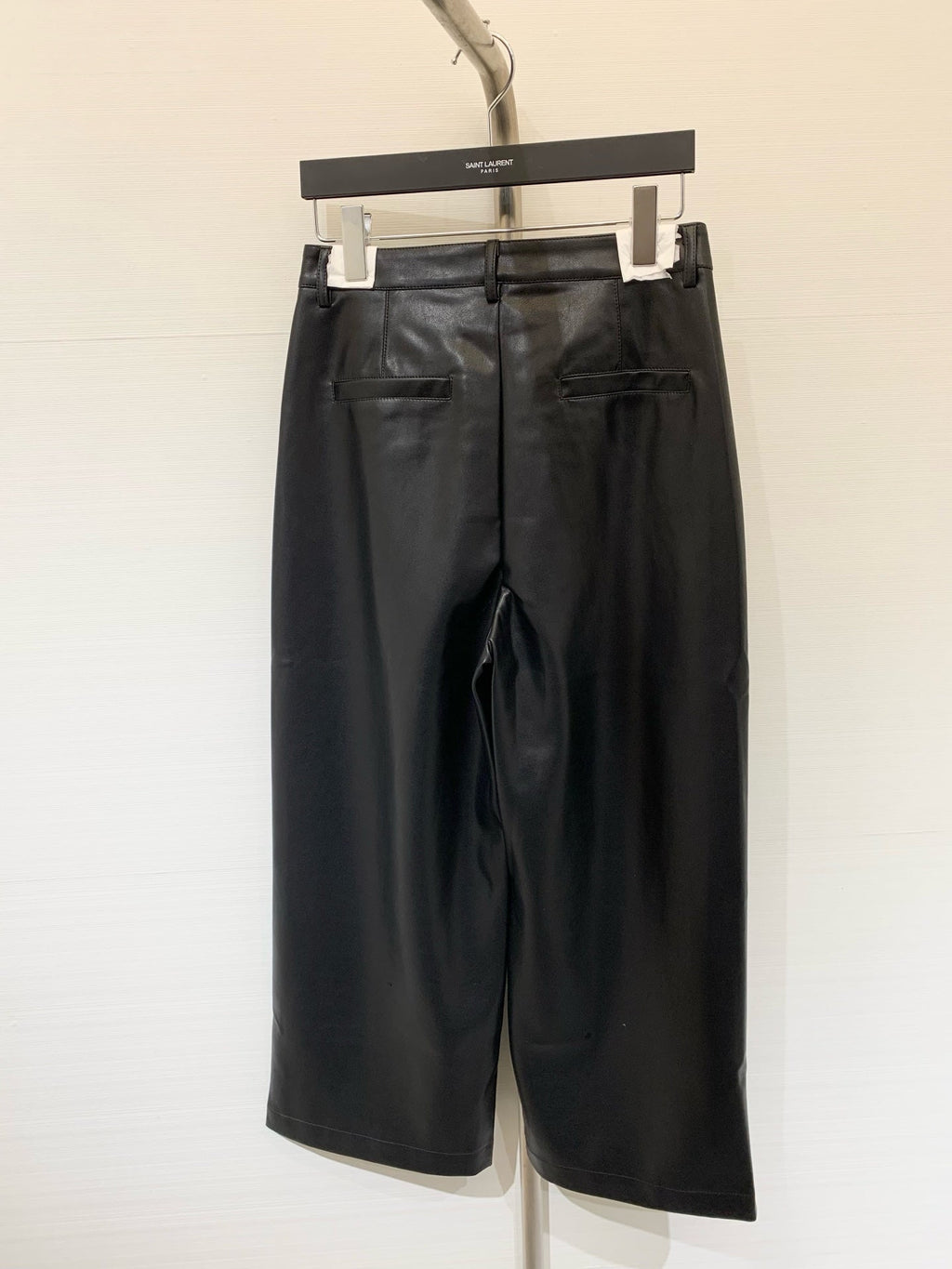 DIOR 25S LEATHER CROPPED PANTS 666