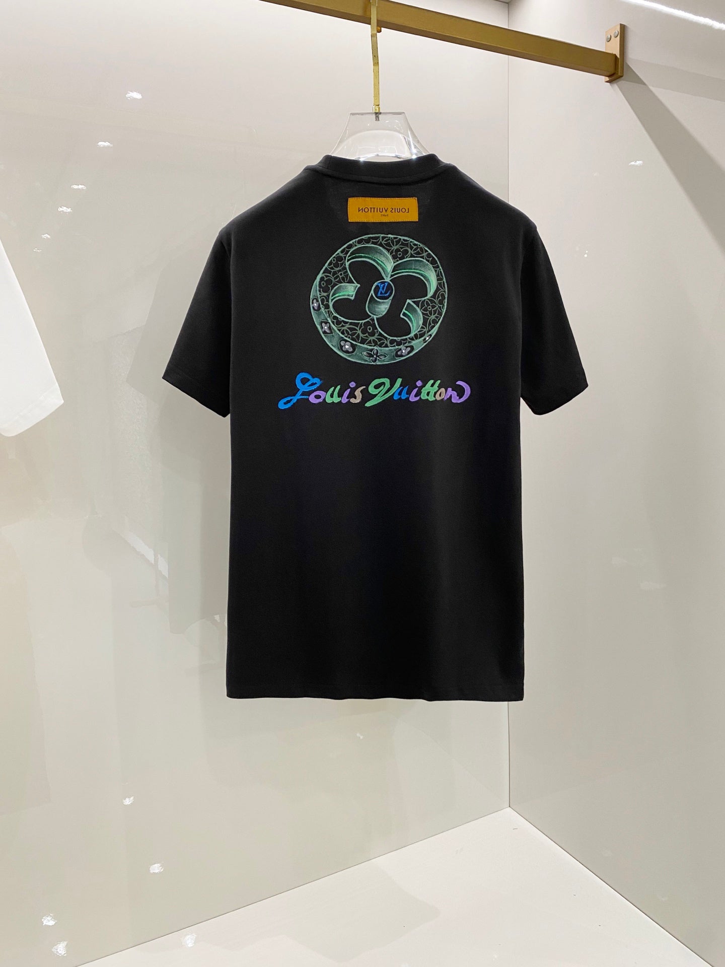 LOUIS VUITTON LV T-SHIRT BLACK COTTON HAND-PAINTED LOGO 238850