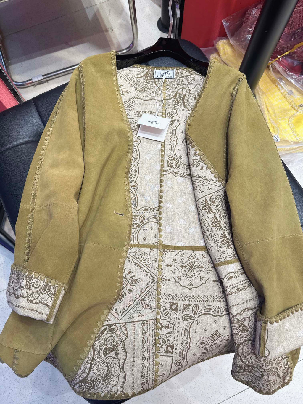 HERMES HERMES 25S MIDI SUEDE COAT 162