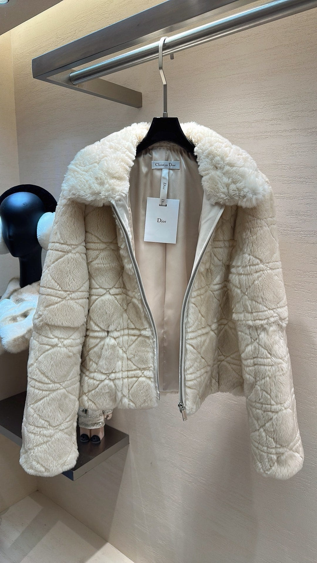 DIOR 25S RABBIT FUR JACKET 627