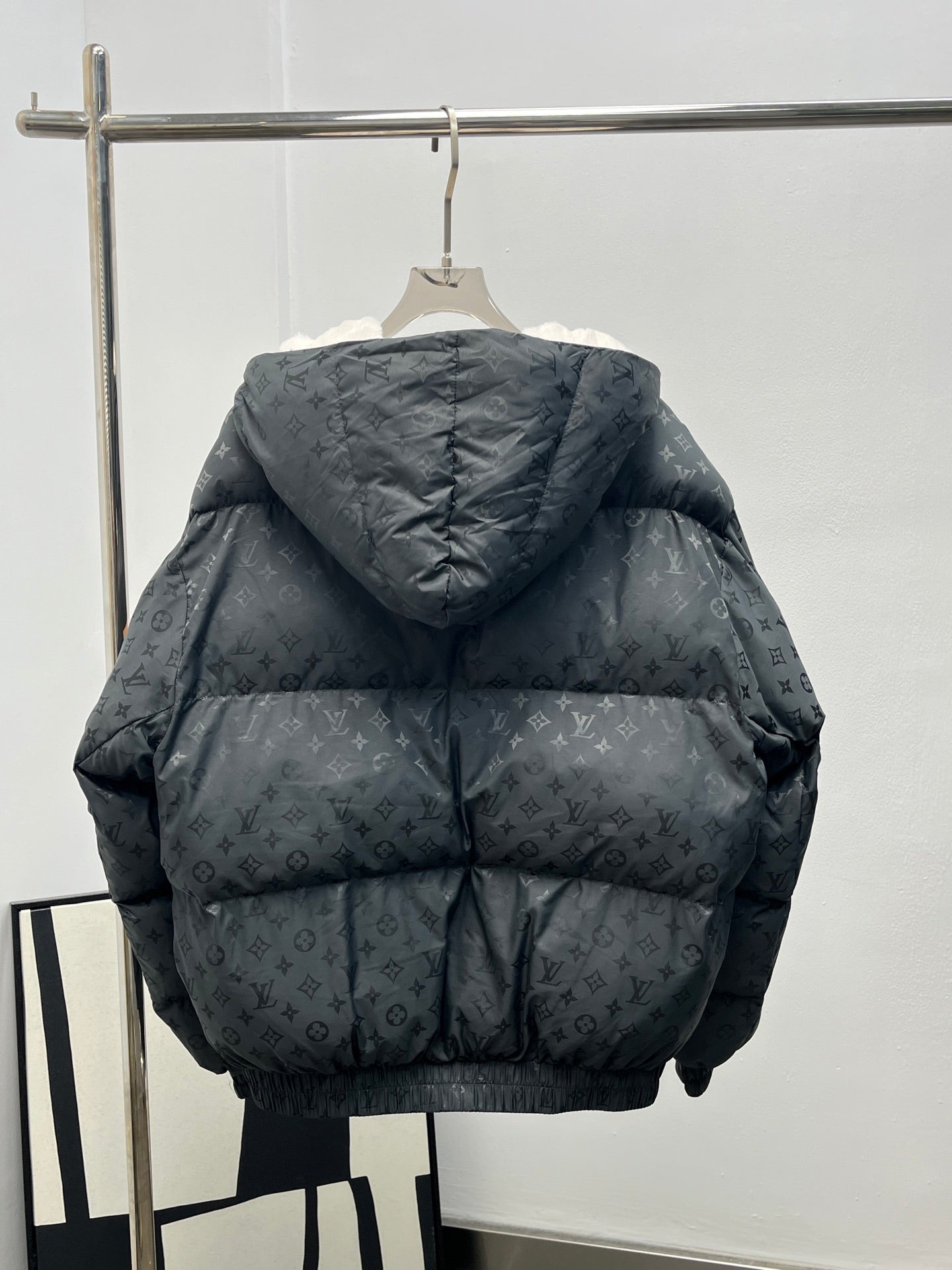 LOUIS VUITTON LV 25S HOODED PUFFER JACKET 0068