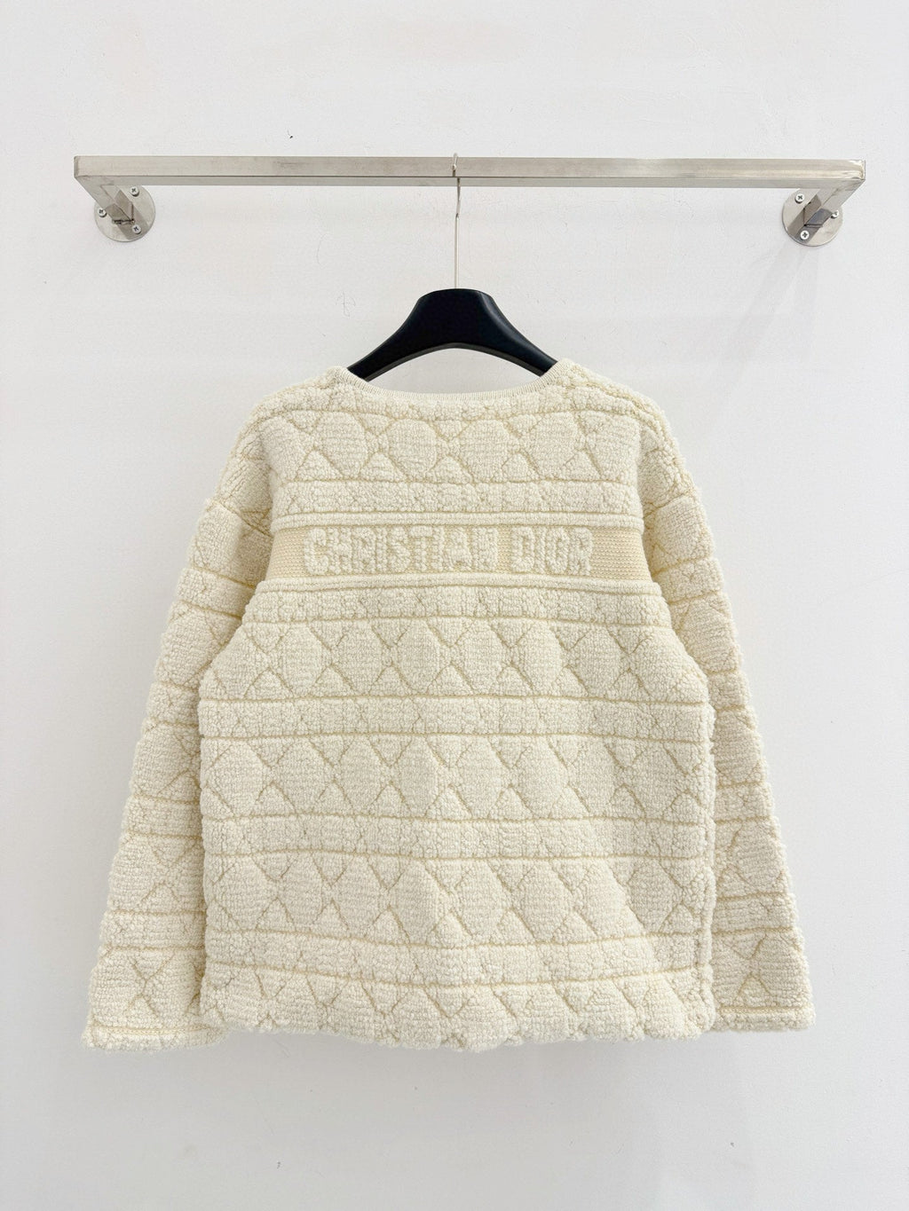 DIOR 25S BUTTONED SHEARLING COAT 599
