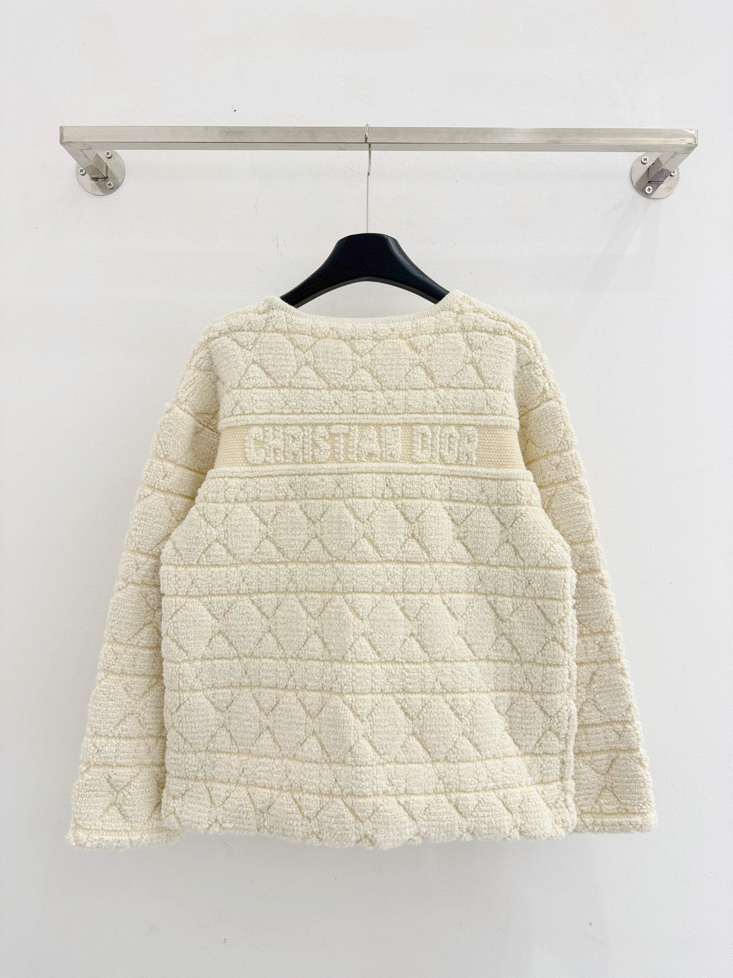DIOR 25S BUTTONED SHEARLING COAT 599
