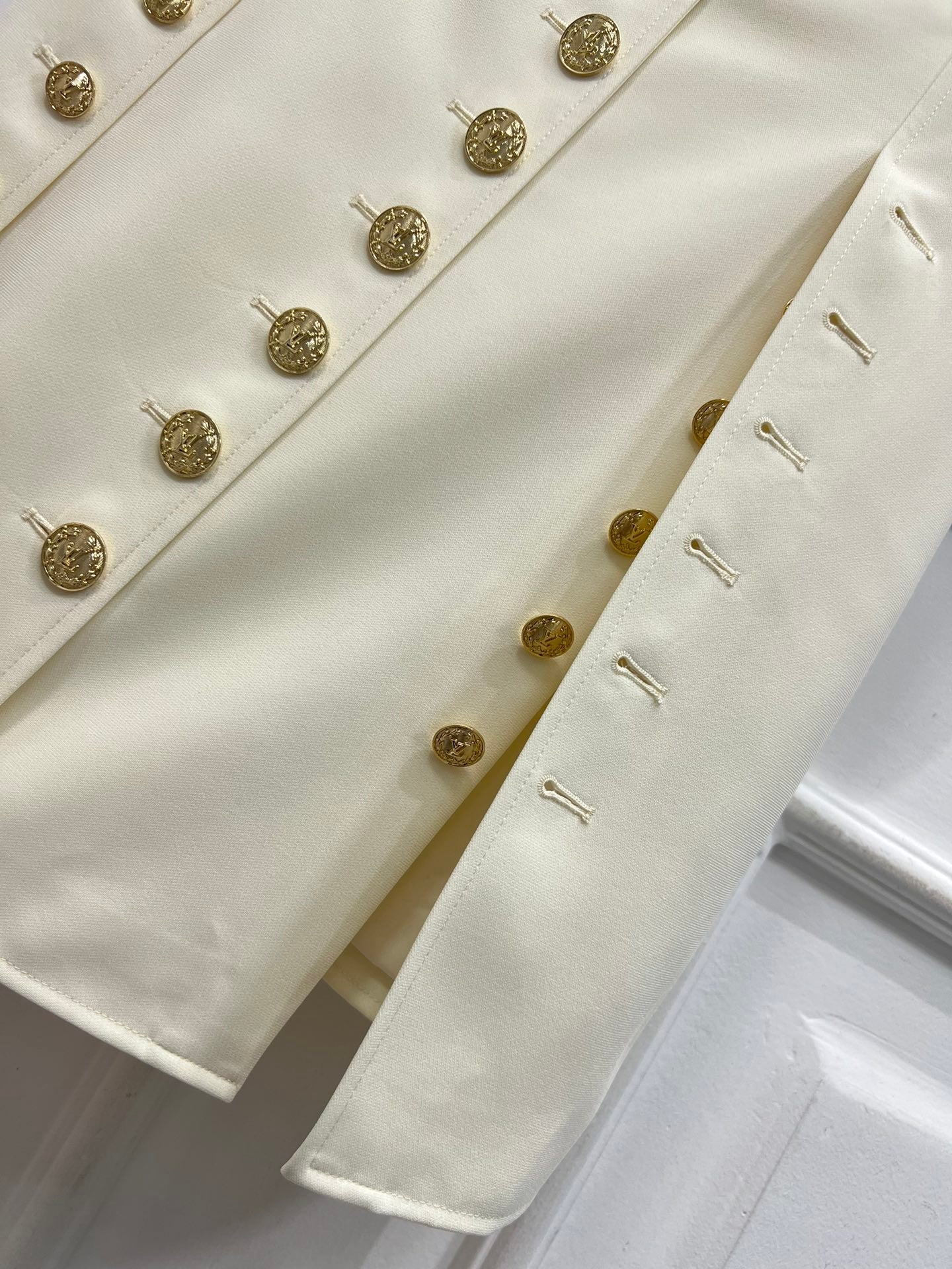 LOUIS VUITTON LV 25S ROUND NECK DRESS WITH METAL BUTTONS 262924