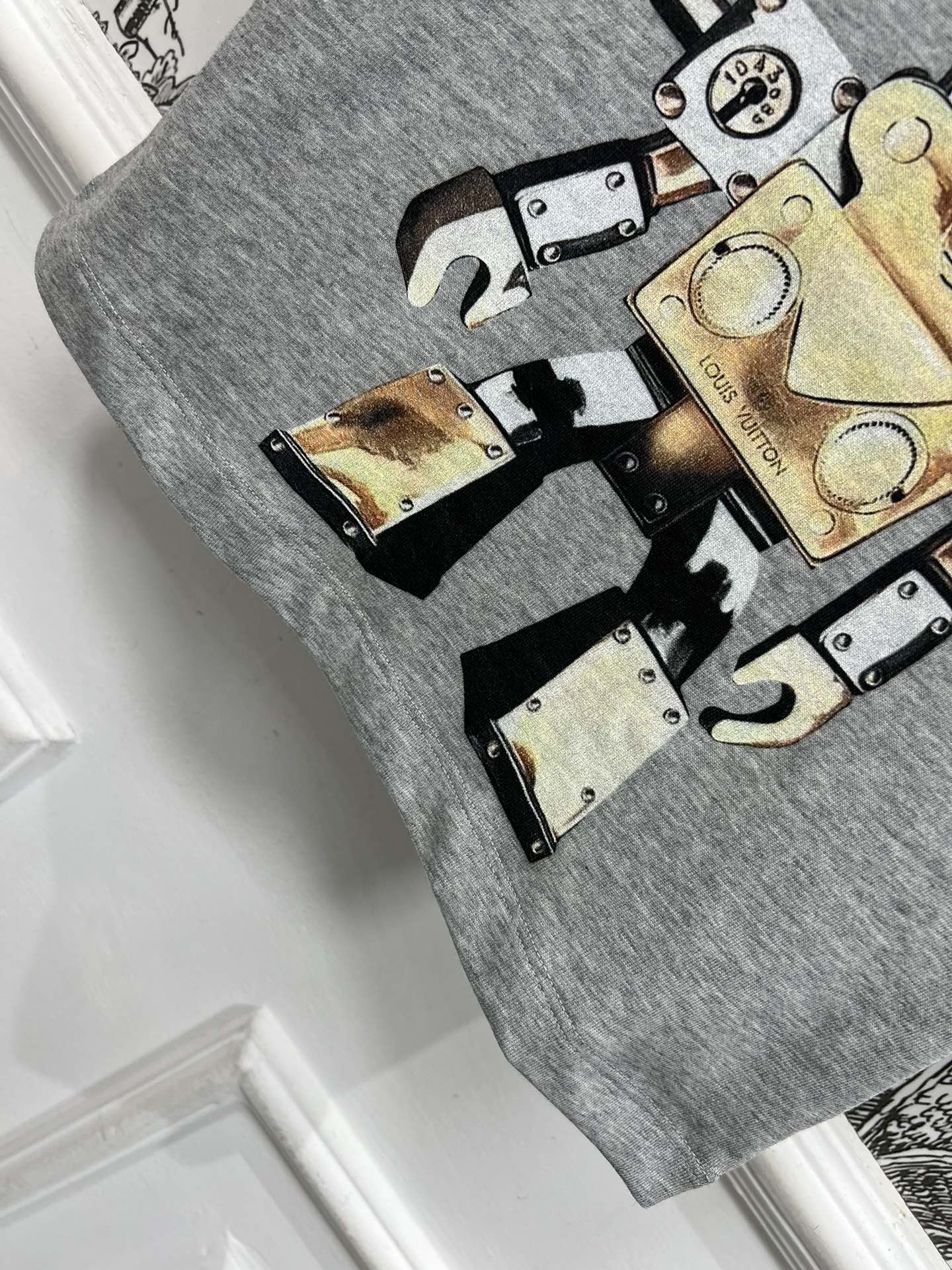 LOUIS VUITTON LV SHORT SLEEVE T-SHIRT 268698