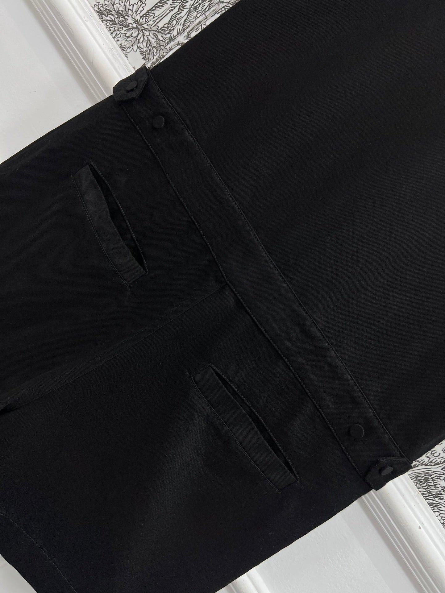 GUCCI SHORT SLEEVE NOTCHED COLLAR ROMPER 268515
