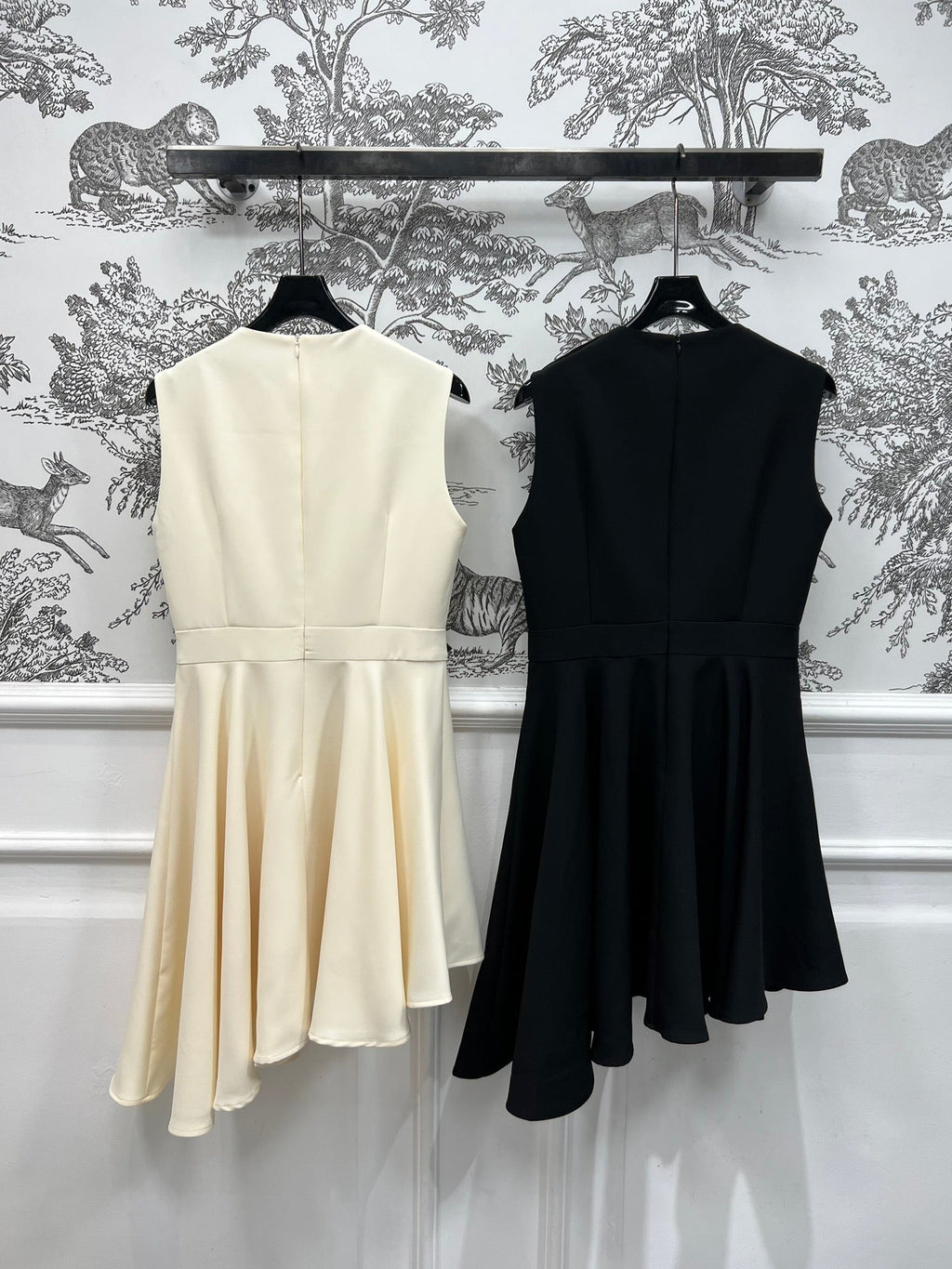 LOUIS VUITTON LV ASYMMETRICAL ELEGANT DRESS 268380