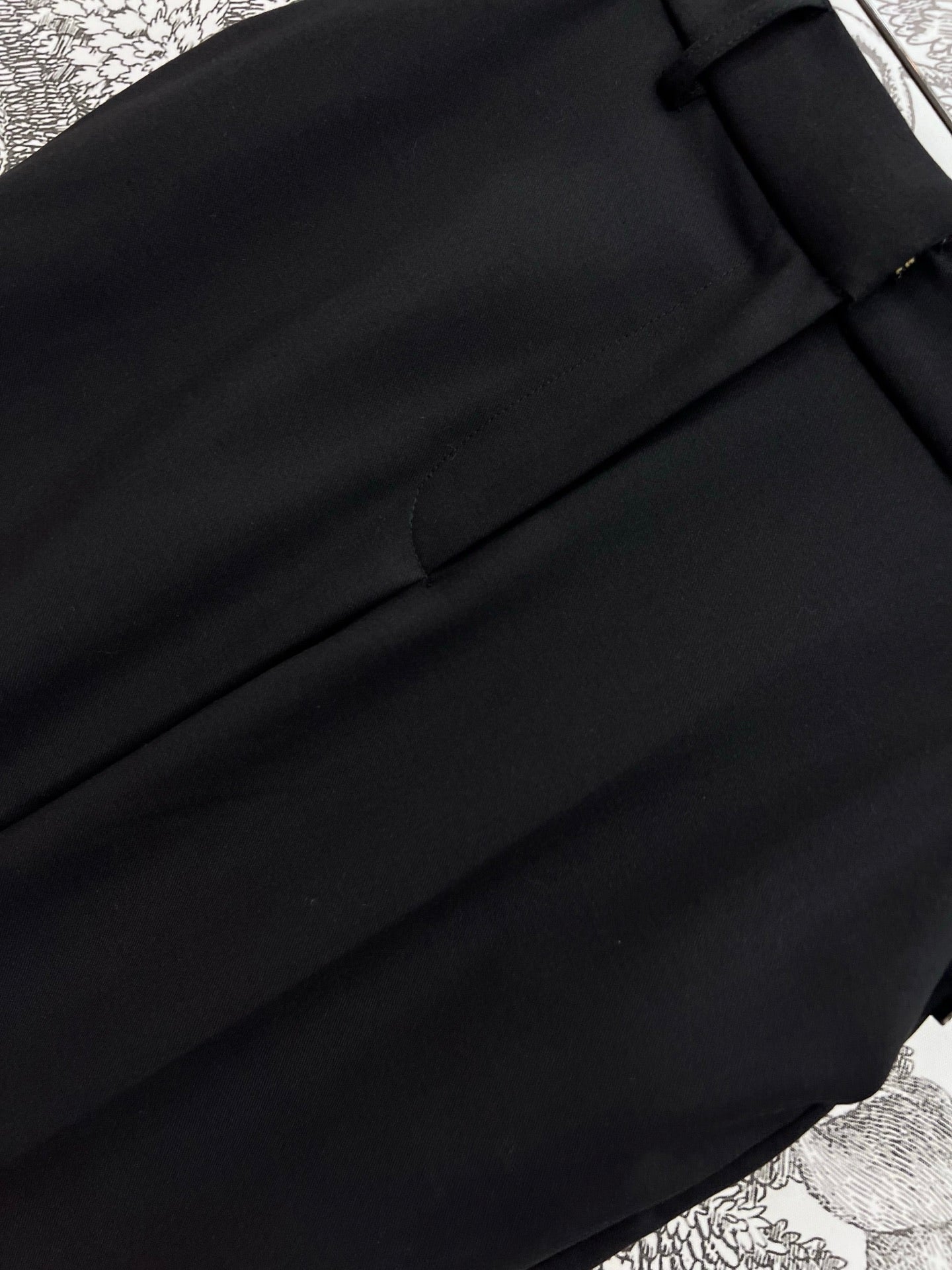 LOUIS VUITTON LV TAILORED SHORTS 274512
