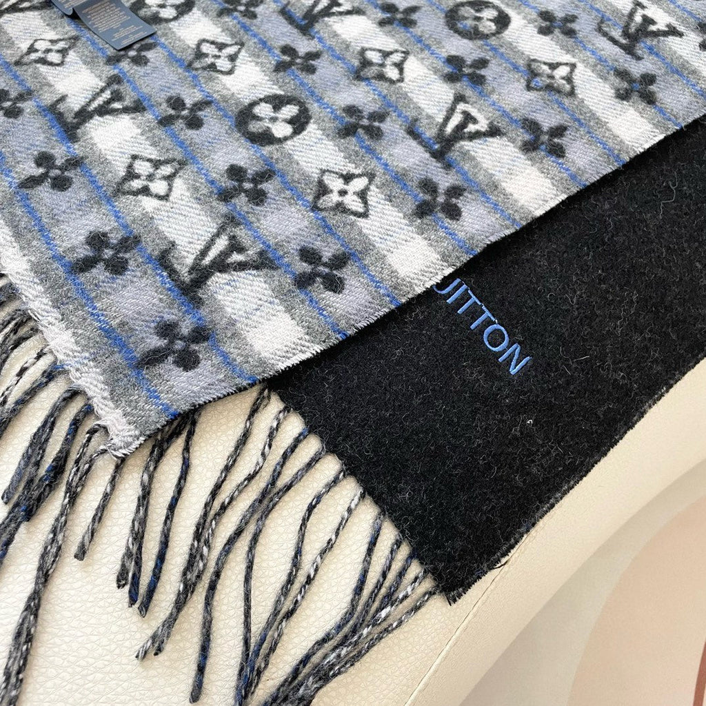 LOUIS VUITTON MONOGRAM GRADIENT TARTAN CITY SCARF 180 CM IN COLORFUL CASHMERE 391001