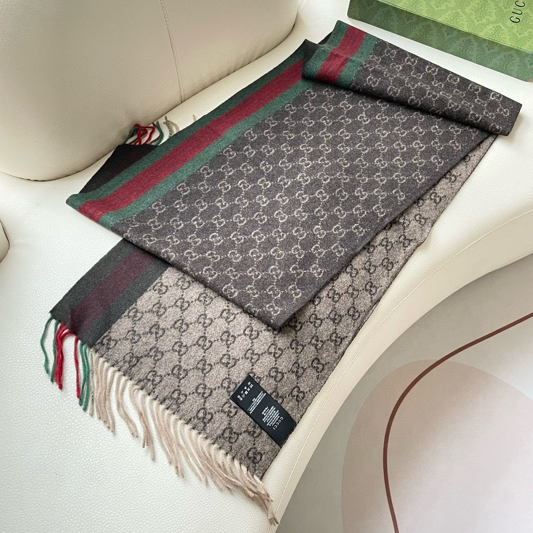 GUCCI SCARF 200 CM IN DARK BROWN MONOGRAM CASHMERE 399765