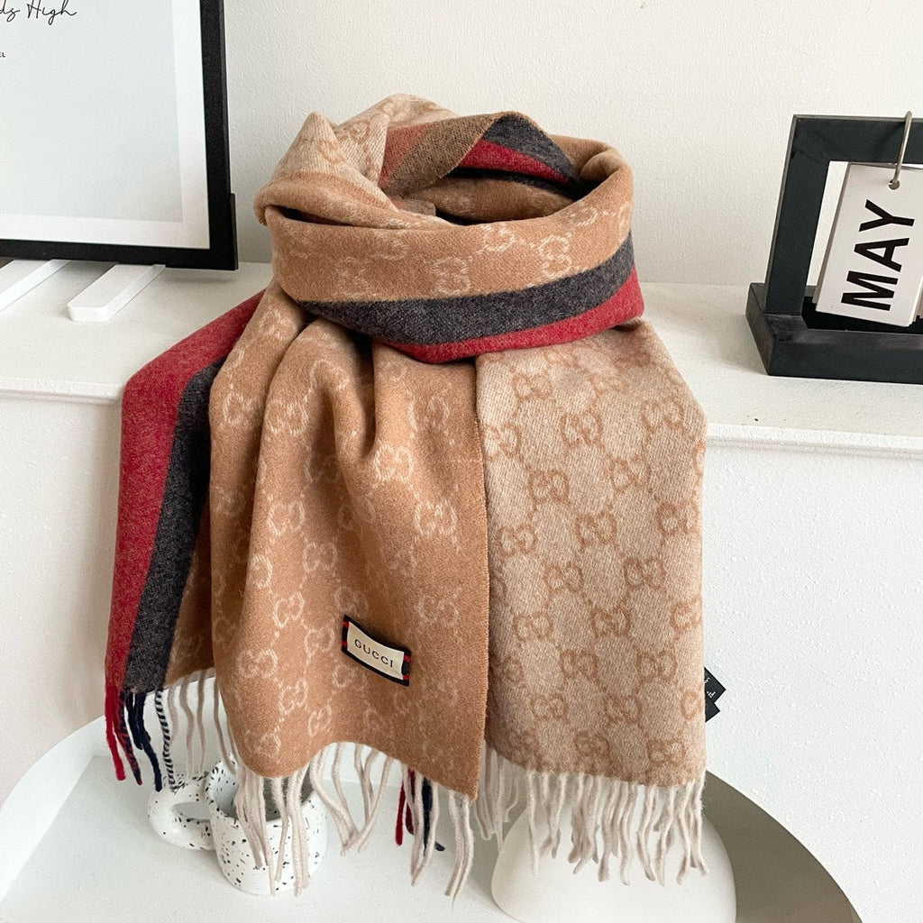 GUCCI SCARF 200 CM IN PEANUT BROWN MONOGRAM CASHMERE  399766