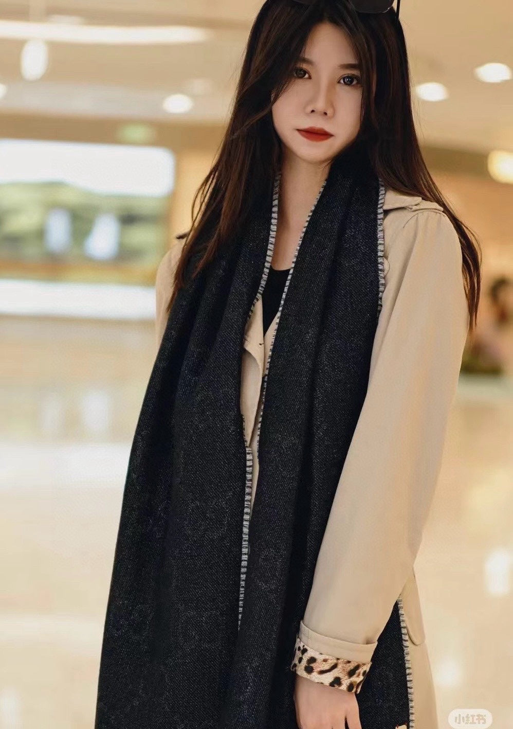 GUCCI SCARF 195 CM IN BLACK AND WHITE CASHMERE 401402