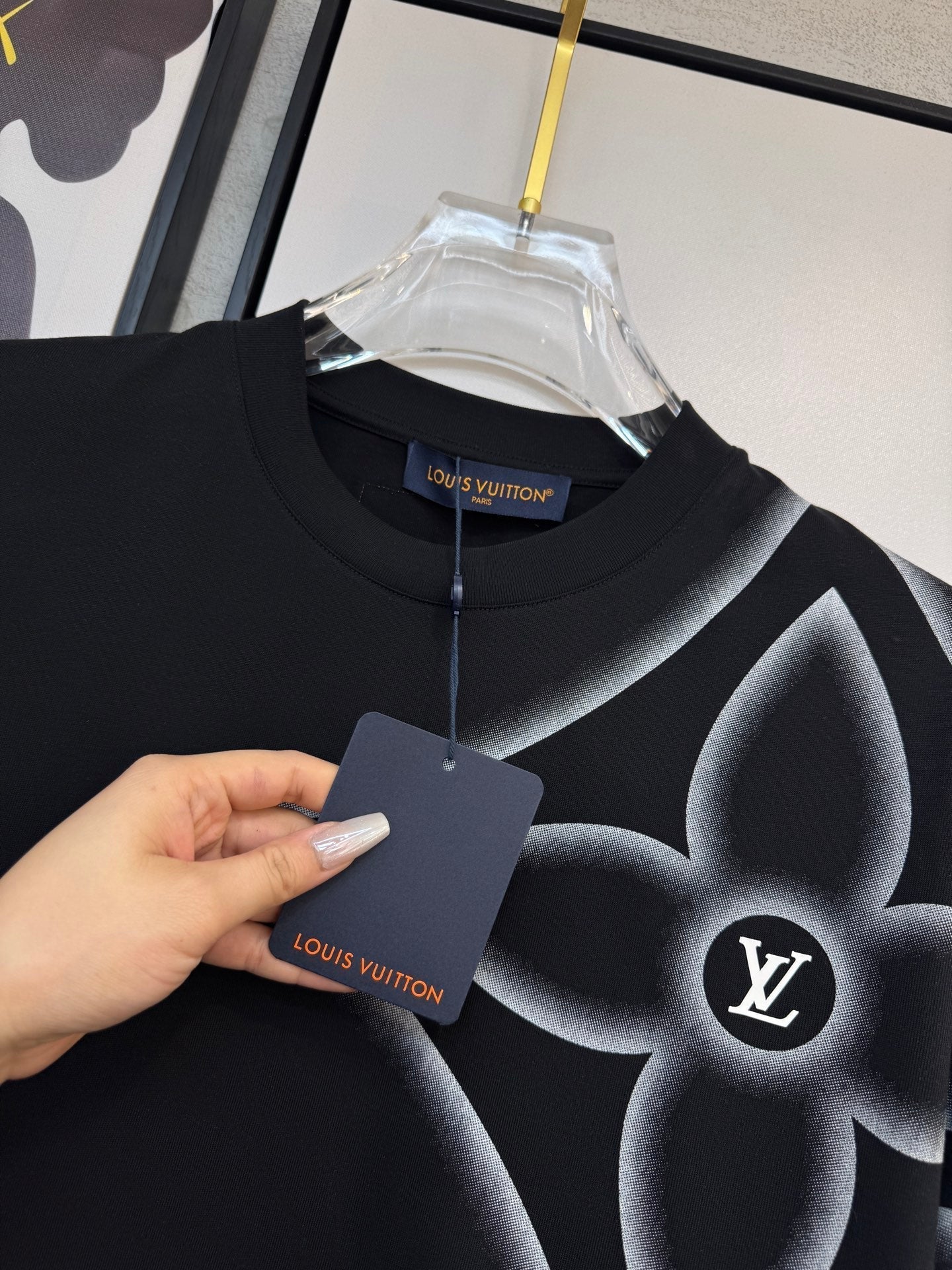 LOUIS VUITTON LV BLACK COTTON T-SHIRT 238913