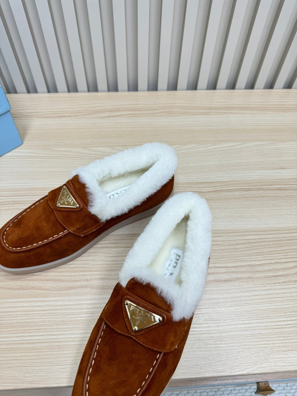 PRADA LOAFER IN RED BROWN SUEDE AND FUR LINING ATTACHED TRIANGLE LOGO