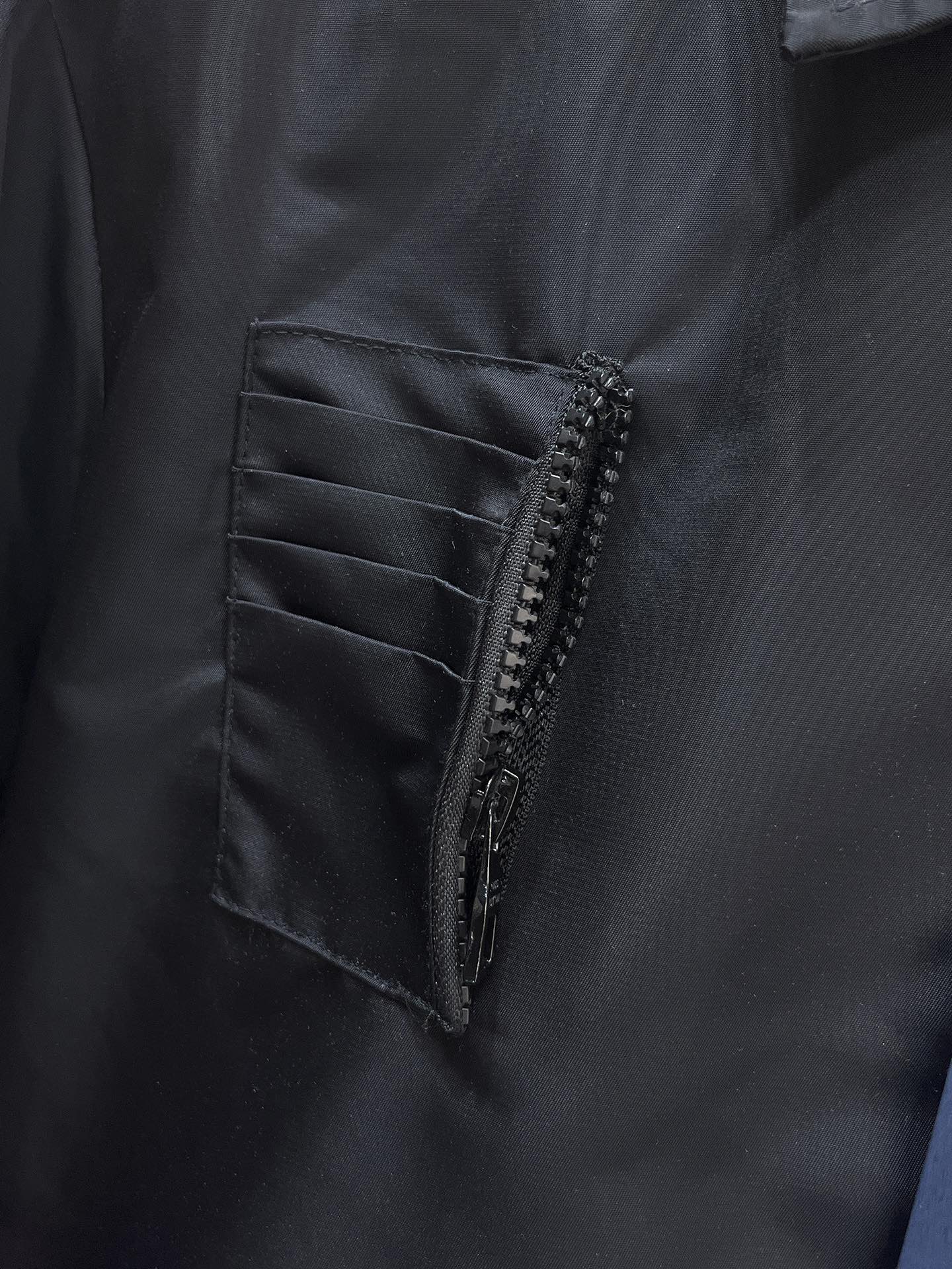 LOUIS VUITTON LV BLACK JACKET 239556
