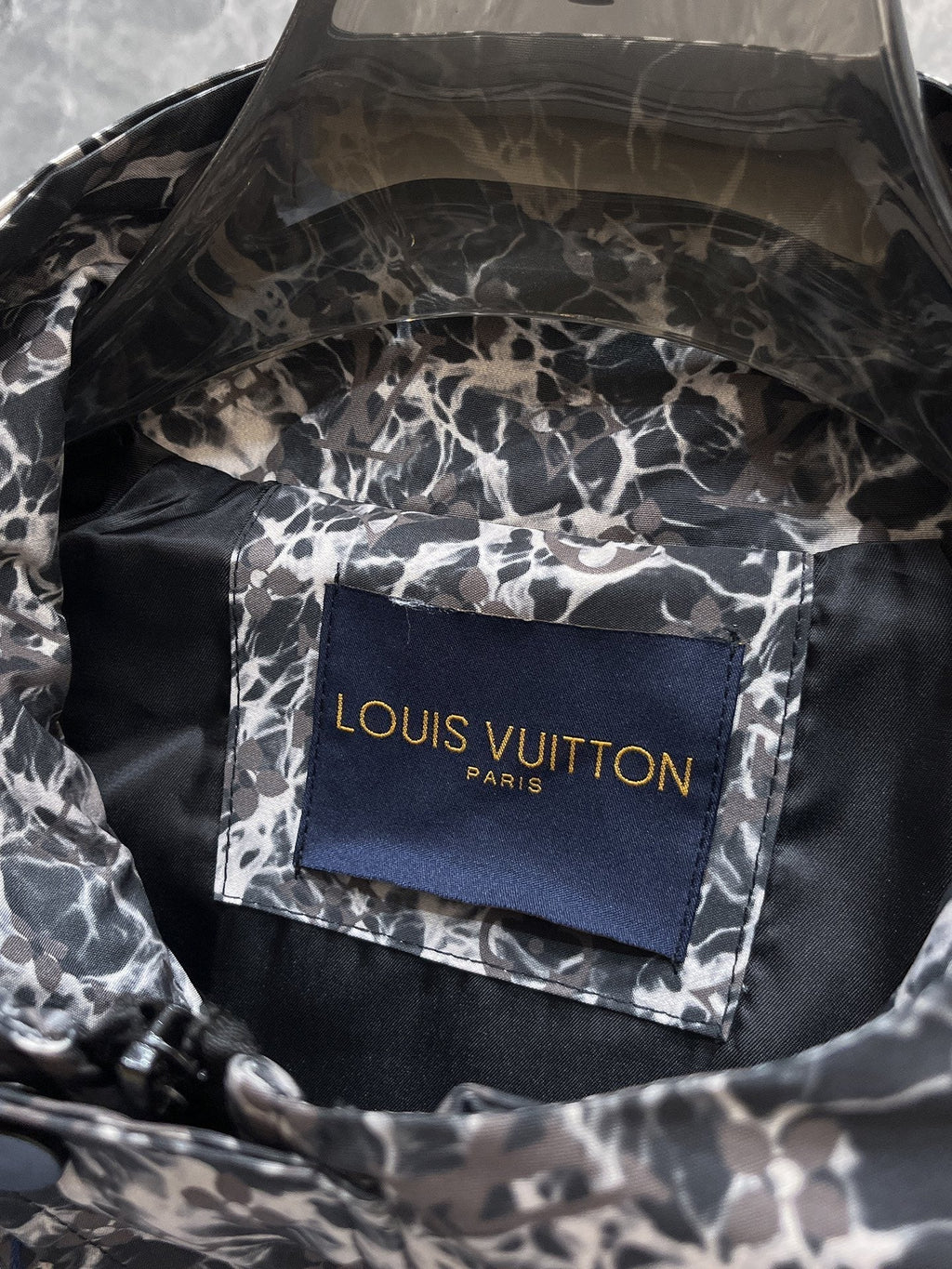 LOUIS VUITTON LV BLACK MIX WHITE MONOGRAM JACKET 239557