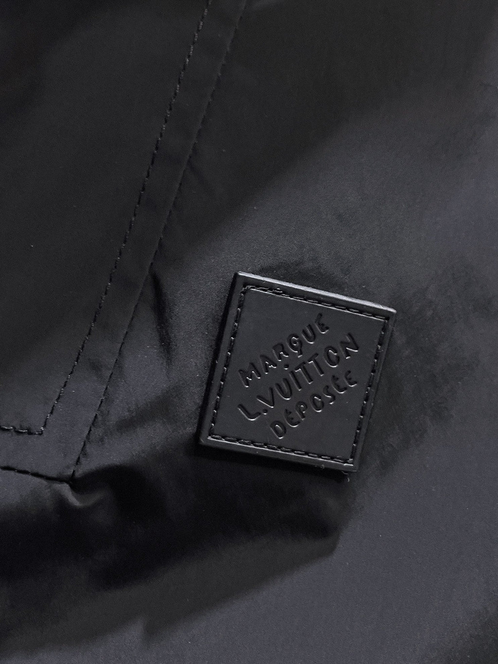 LOUIS VUITTON LV BLACK DAMIER JACKET 239564
