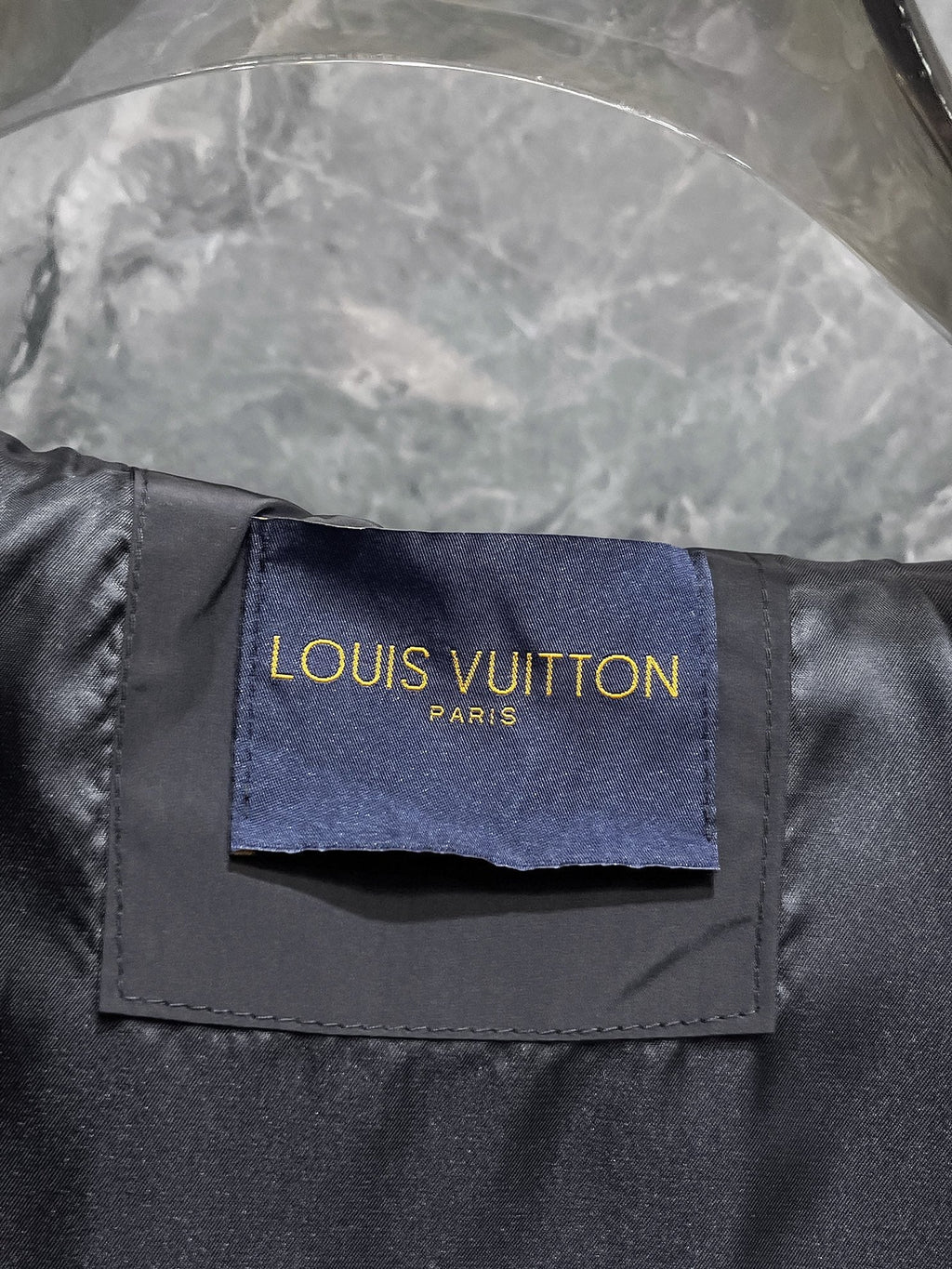 LOUIS VUITTON LV BLACK JACKET 239565