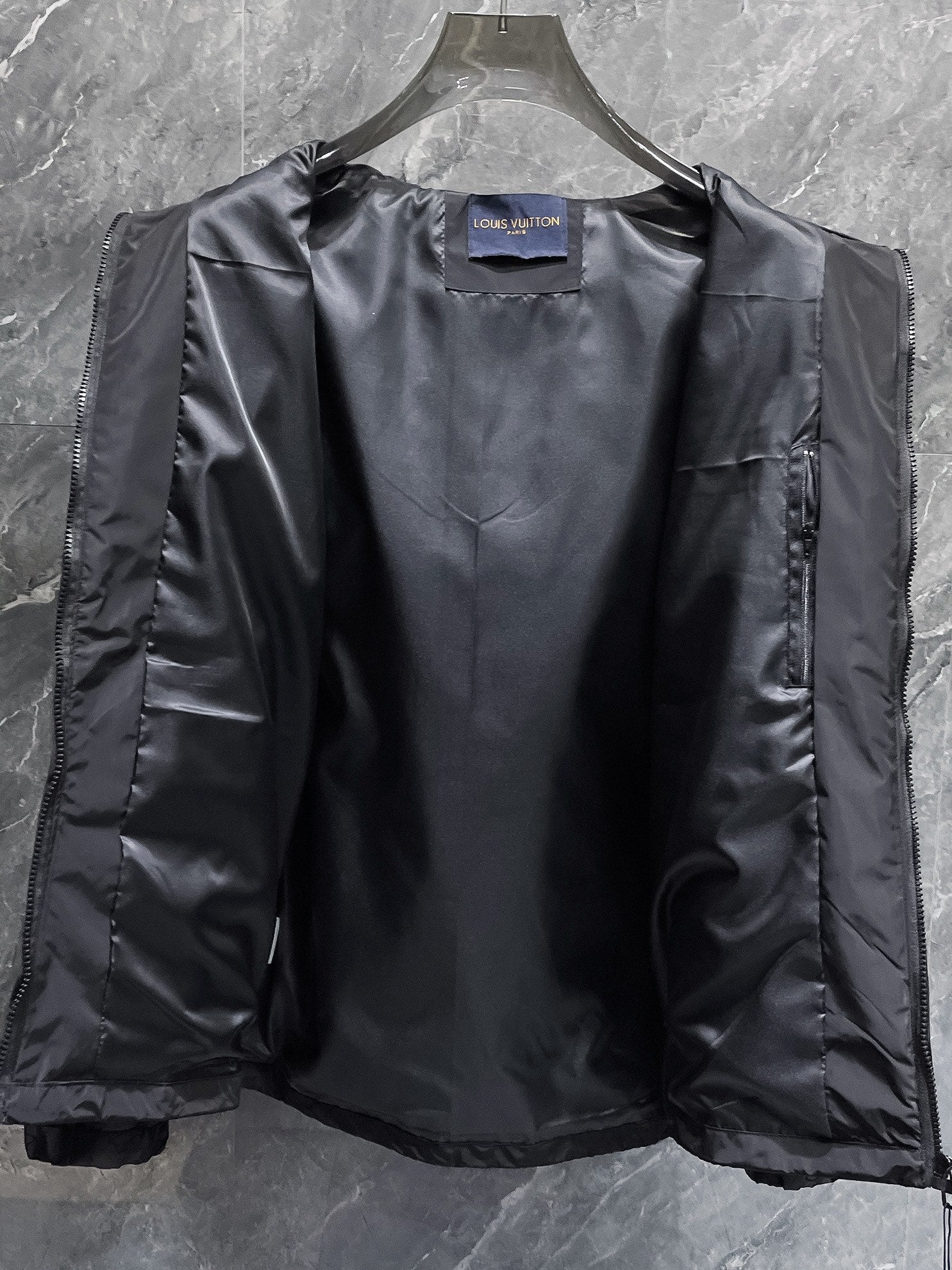 LOUIS VUITTON LV BLACK JACKET 239565