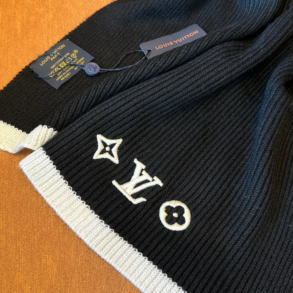 LOUIS VUITTON HEADLINE SCARF 200 CM IN BLACK WOOL 108956