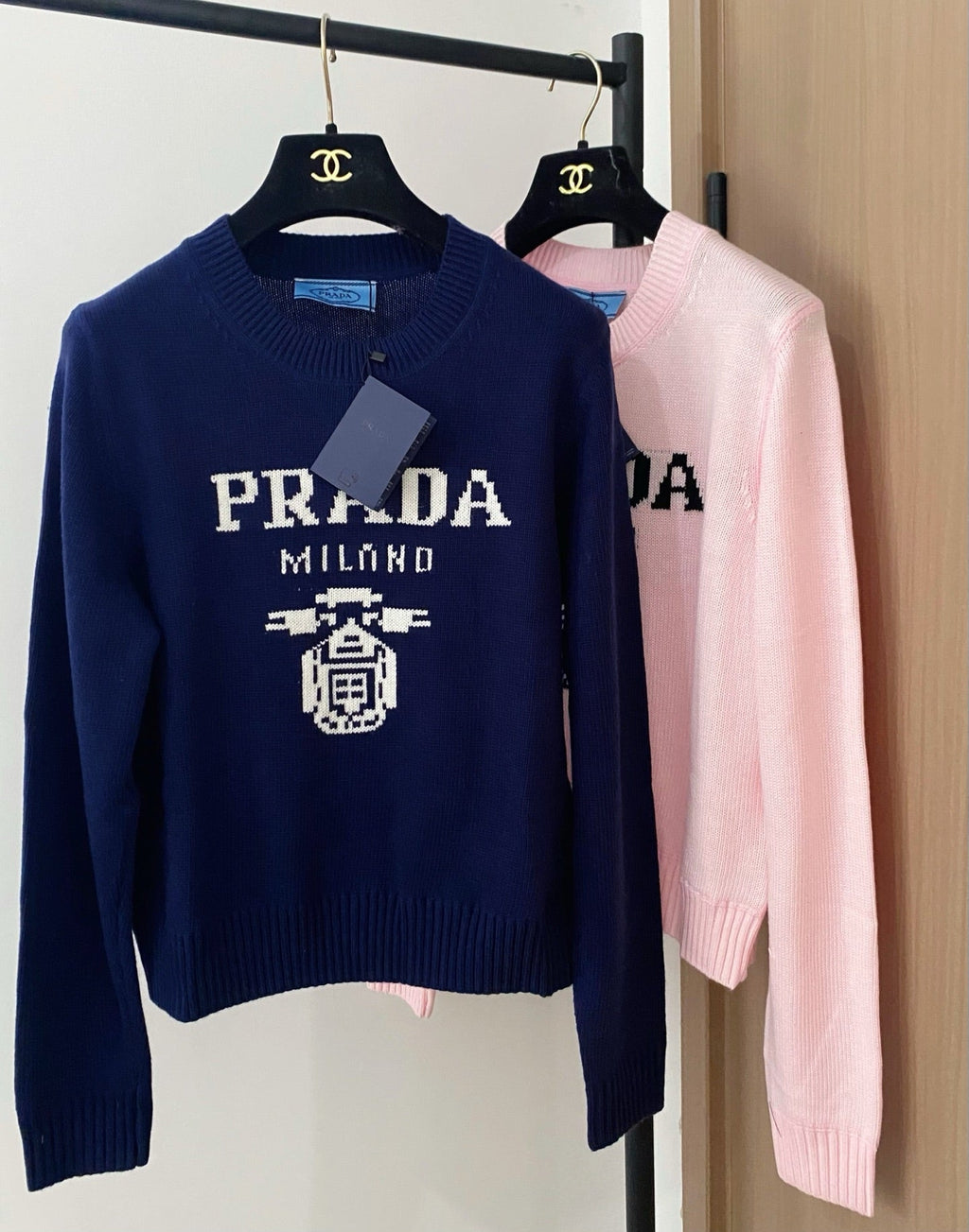 PRADA KNIT TOP STYLE 25