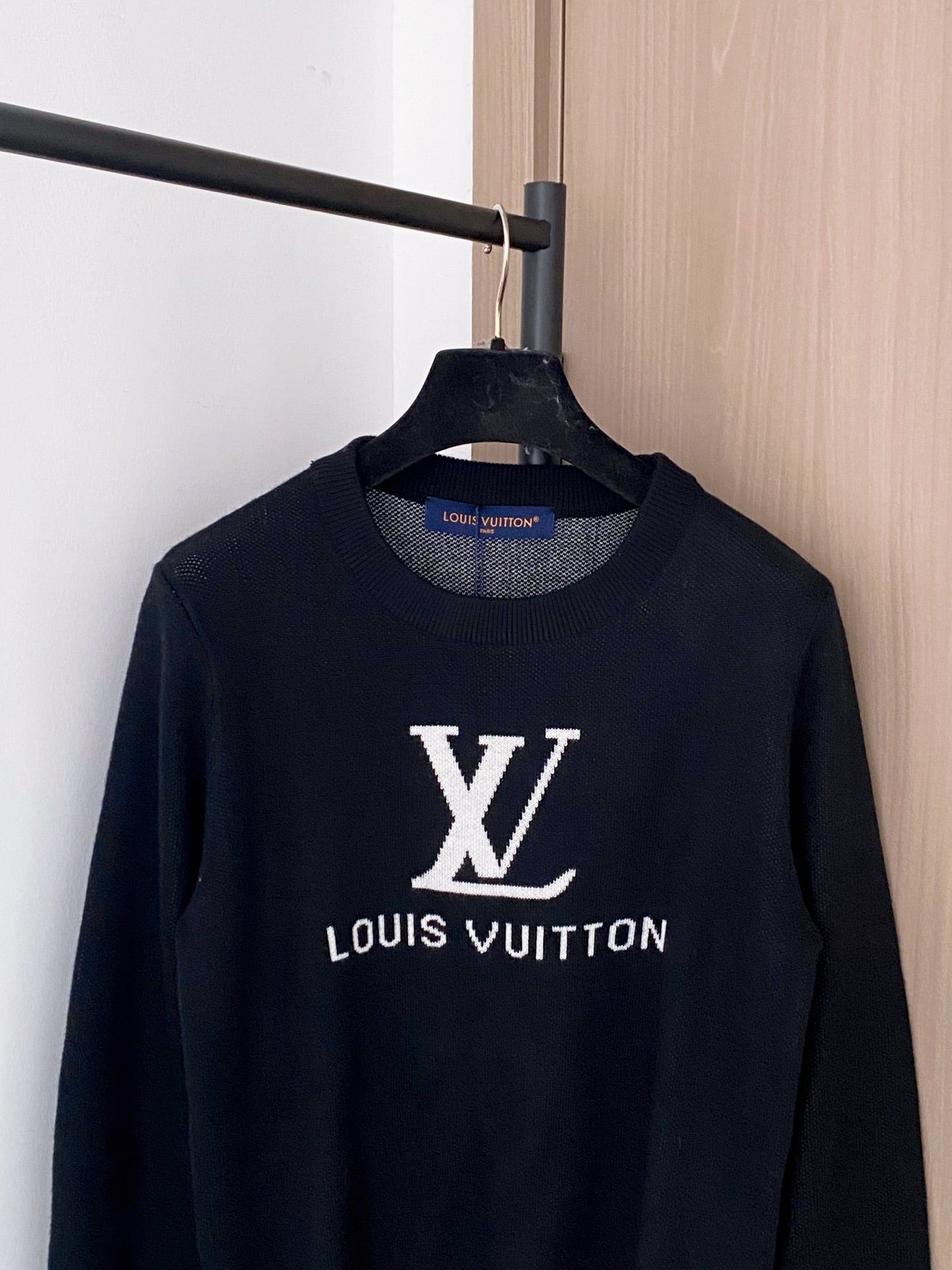LOUIS VUITTON LV 25S SWEATER 99220
