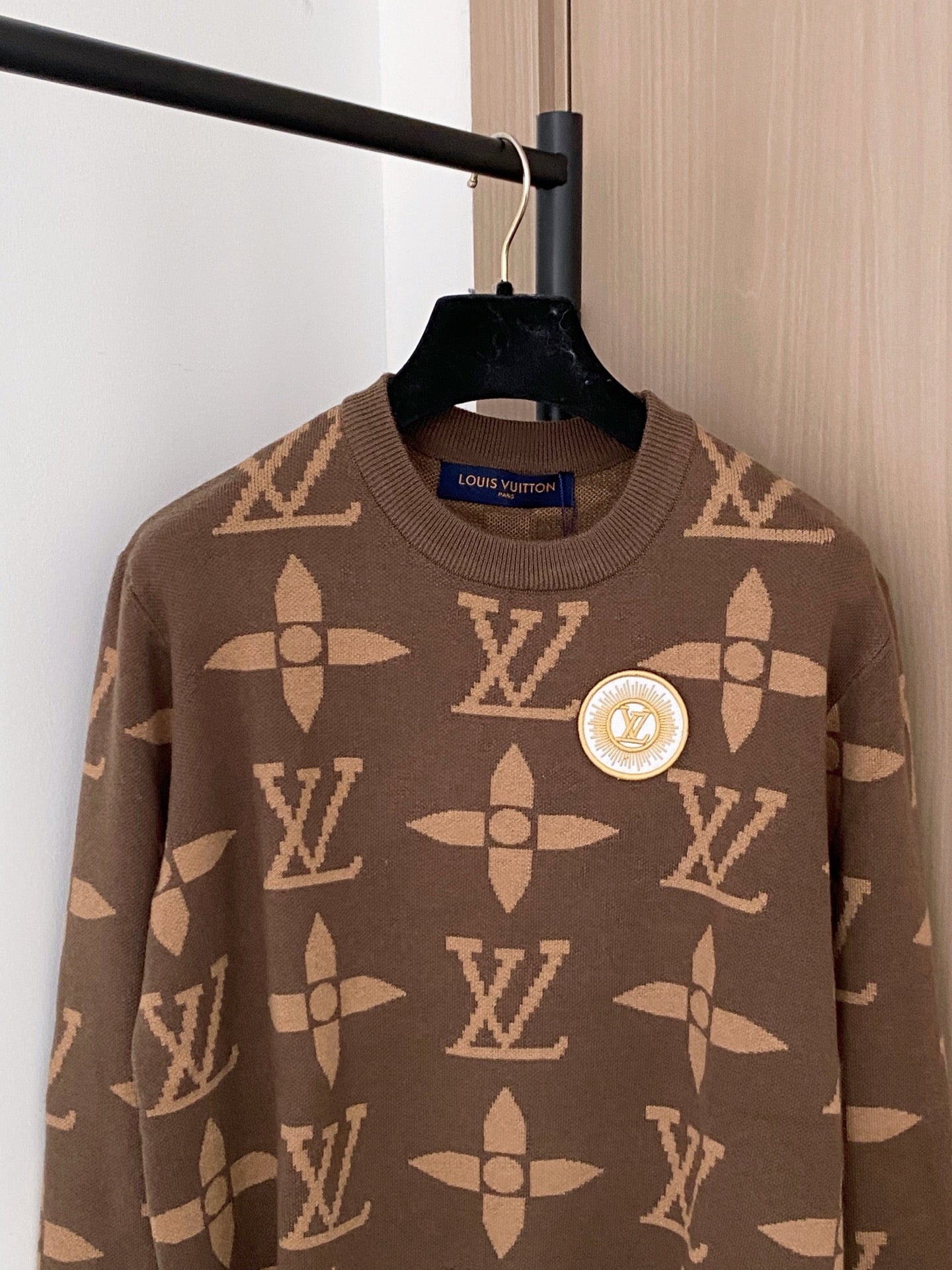LOUIS VUITTON LV 25S SWEATER 992401