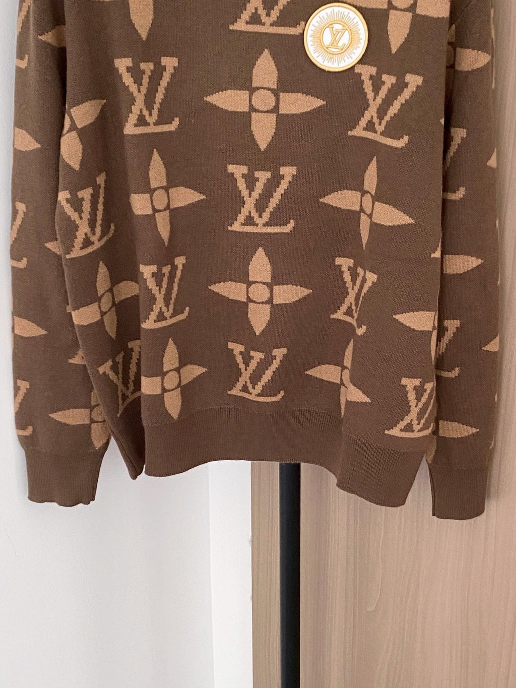 LOUIS VUITTON LV 25S SWEATER 992401