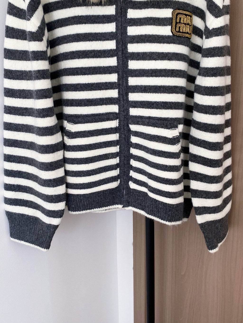 MIUMIU CARDIGAN STYLE 697