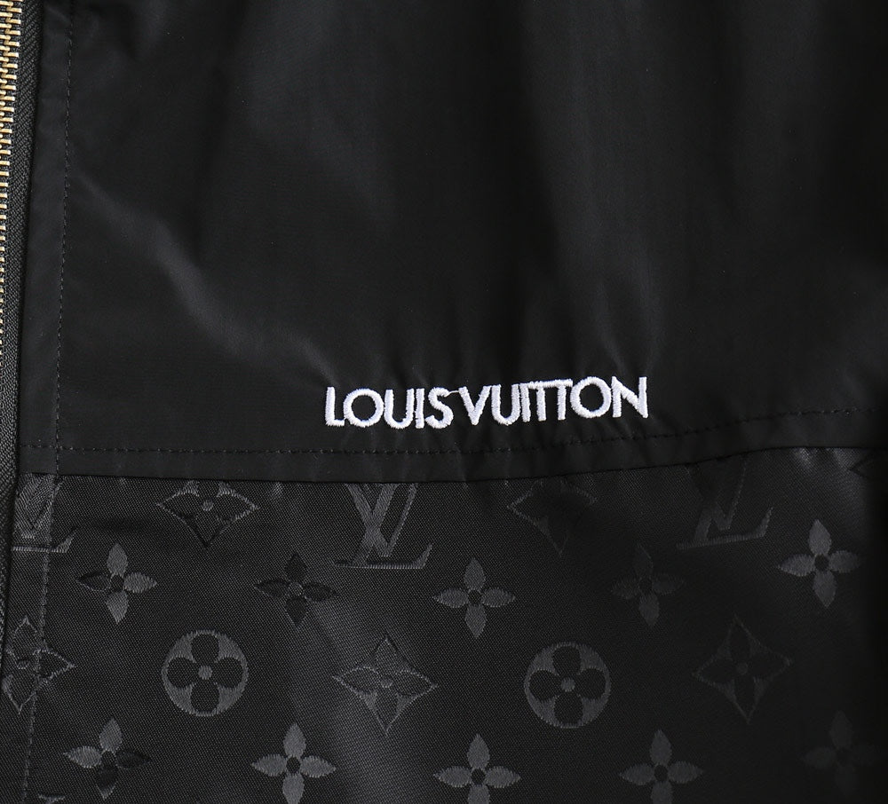 LOUIS VUITTON LV BLACK HOODED JACKET 239167