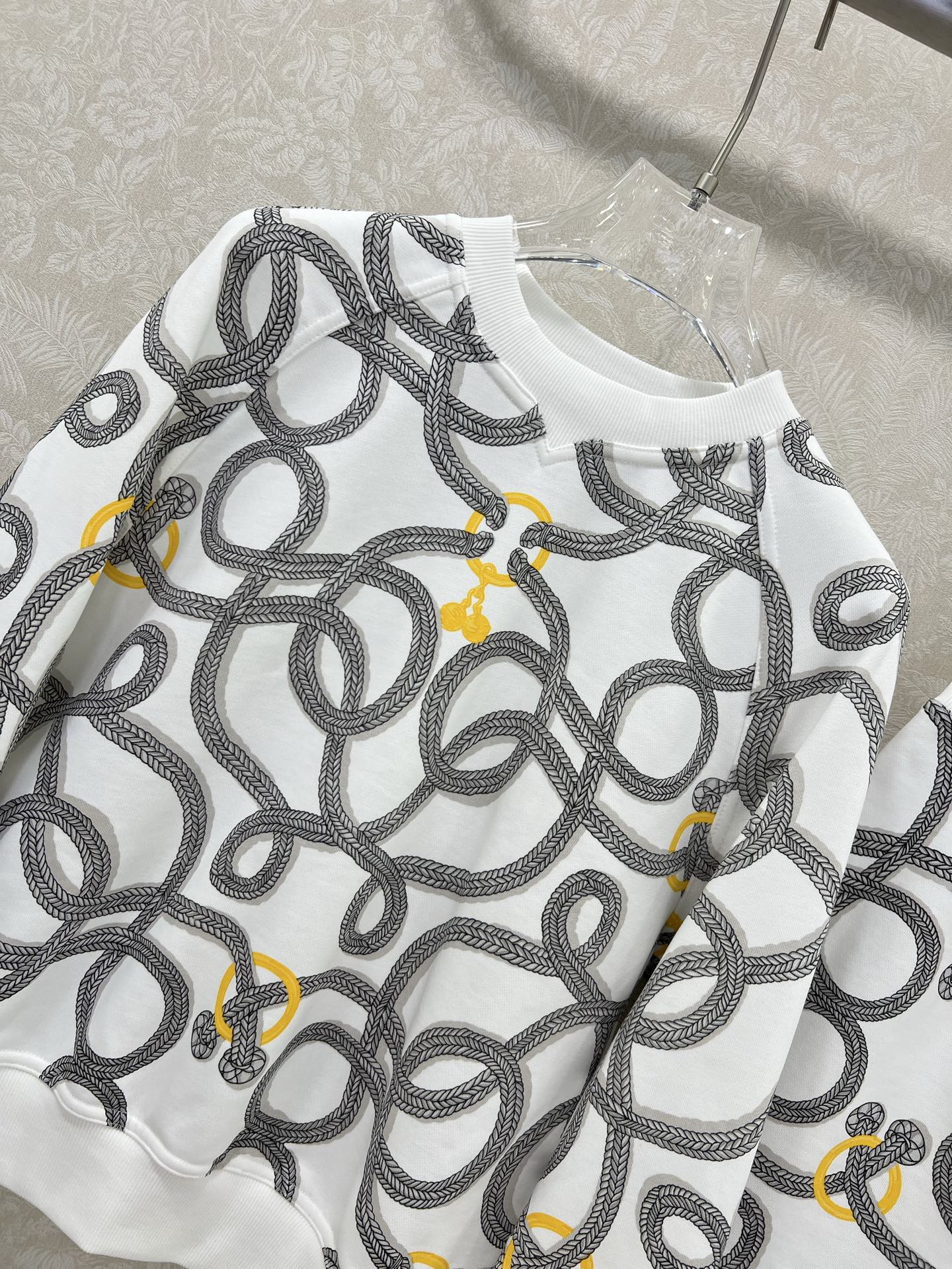 HERMES HERMES PRINTED SWEATSHIRT AND SKIRT SET 275203