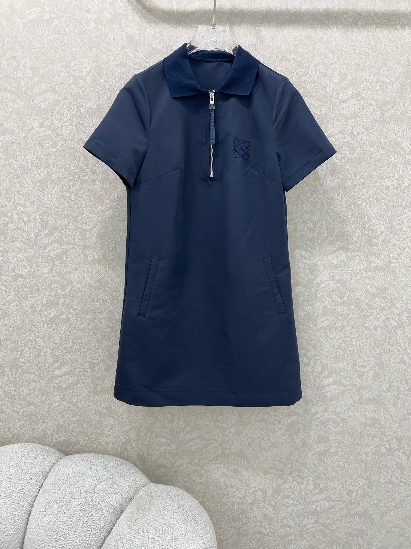 LOEWE SHORT-SLEEVE SHIFT DRESS WITH SIDE POCKETS 269160