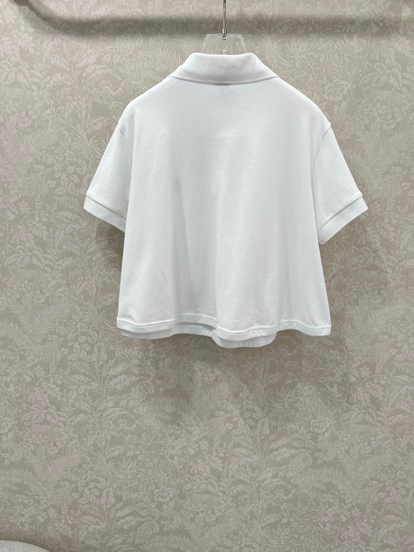 LOEWE OVERSIZED CROPPED POLO SHIRT WITH EMBROIDERED LOGO IN WHITE