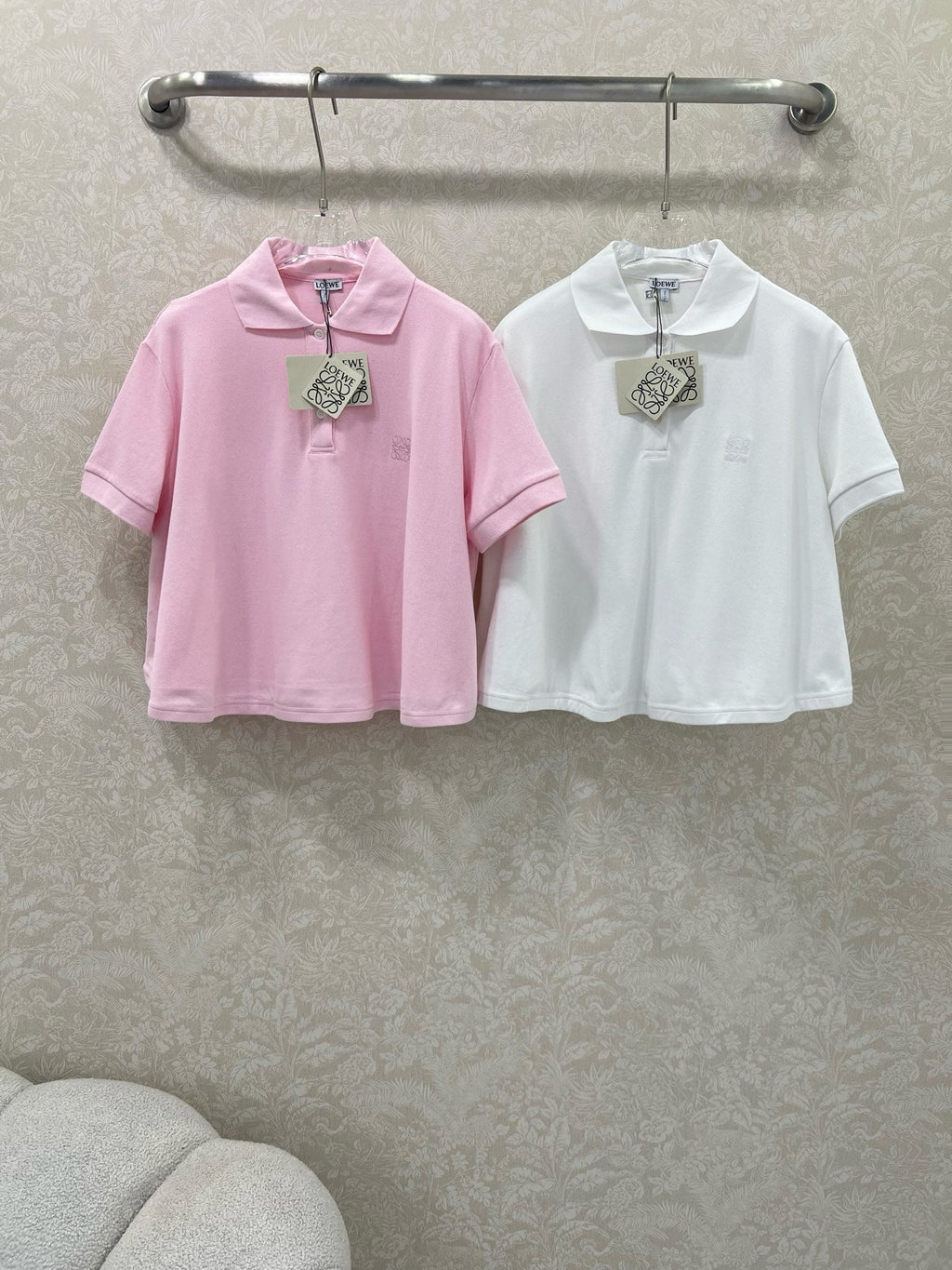 LOEWE OVERSIZED CROPPED POLO SHIRT WITH EMBROIDERED LOGO IN WHITE