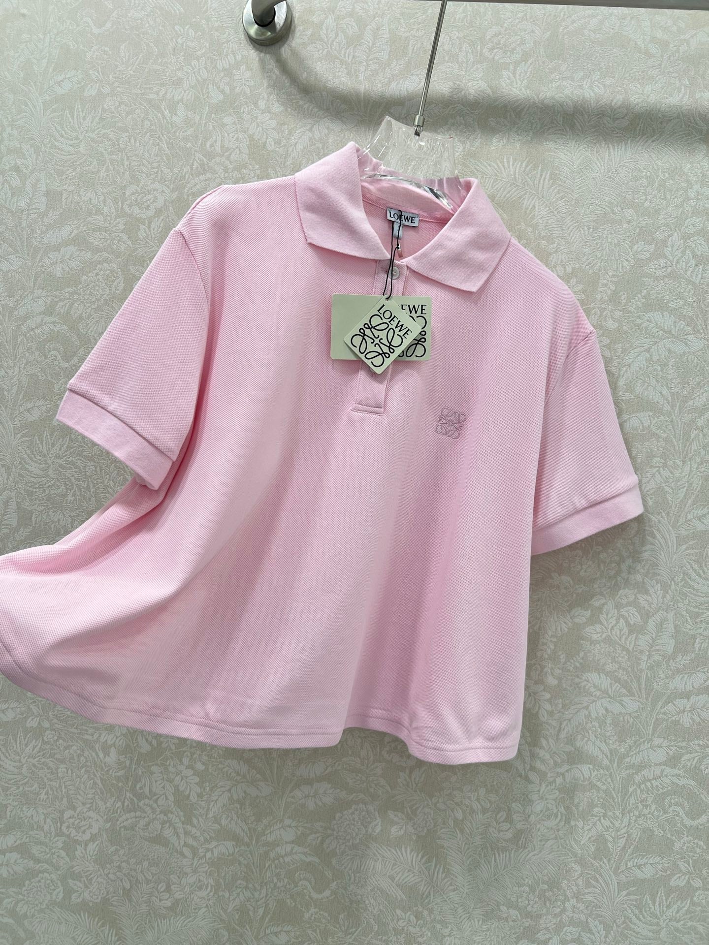 LOEWE OVERSIZED CROPPED POLO SHIRT WITH EMBROIDERED LOGO IN PINK