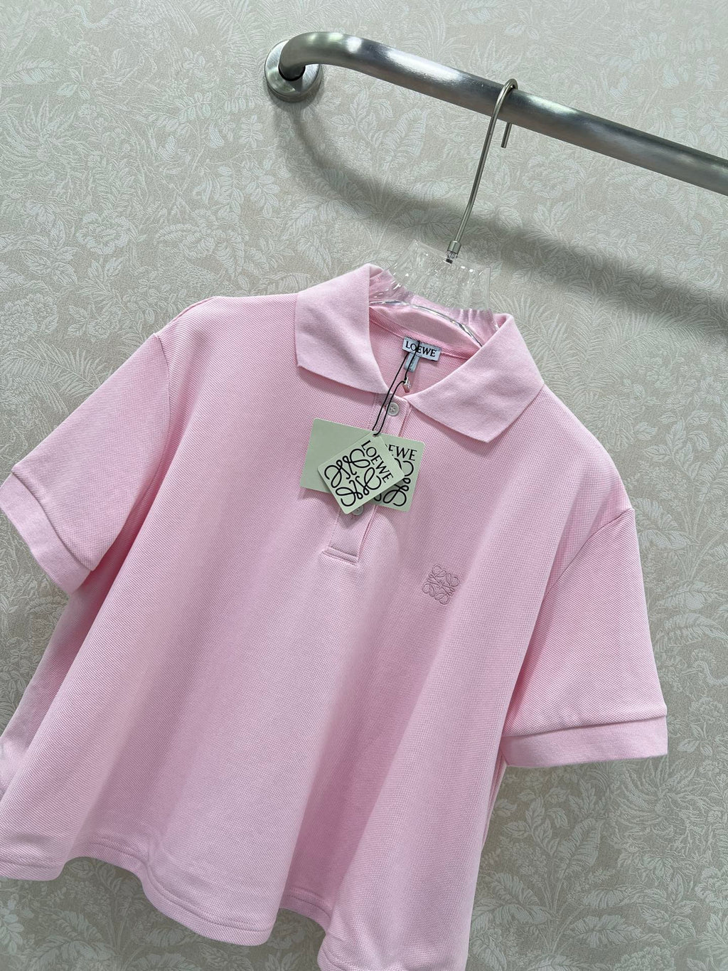 LOEWE OVERSIZED CROPPED POLO SHIRT WITH EMBROIDERED LOGO IN PINK